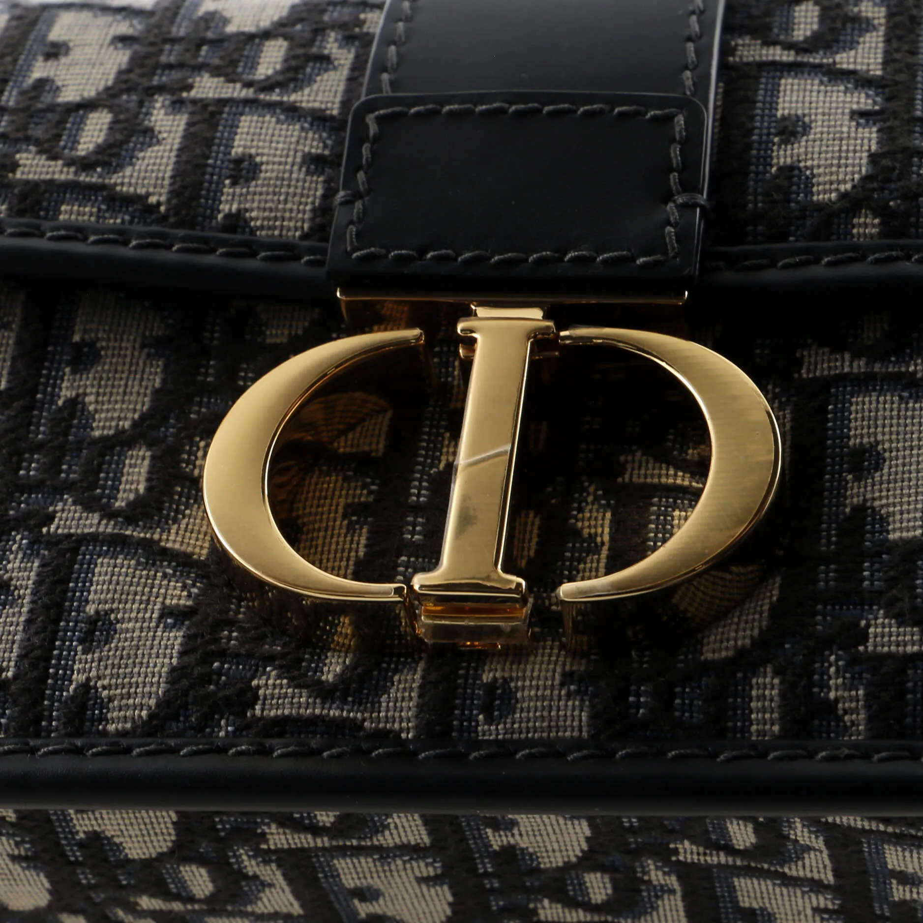 30 Montaigne Chain Flap Bag Oblique Canvas East West