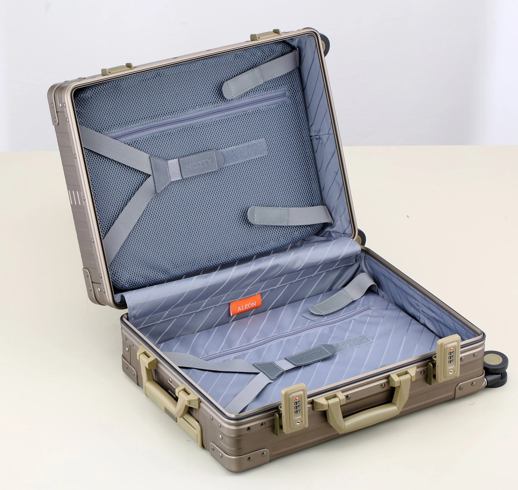 Aleon Aircraft Grade Aluminum 21 International Carry-On Luggage
