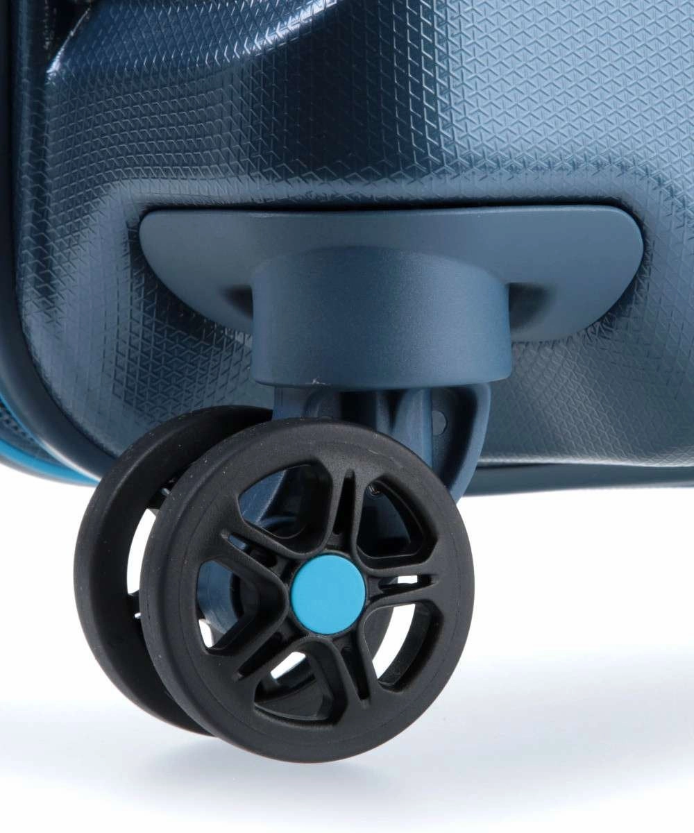 American Tourister Technum 20" 4-Wheel Carry-On Luggage