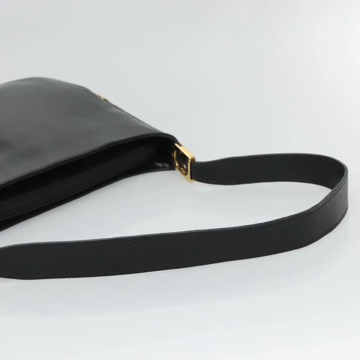 Bally Leather Shoulder Bag (Pre-Owned)