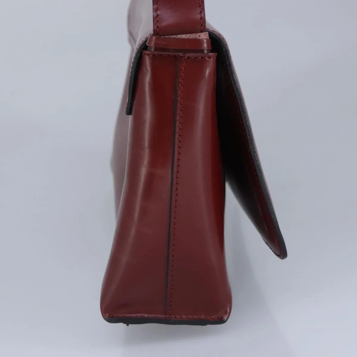 Burberry  Leather Shoulder Bag (Pre-Owned)