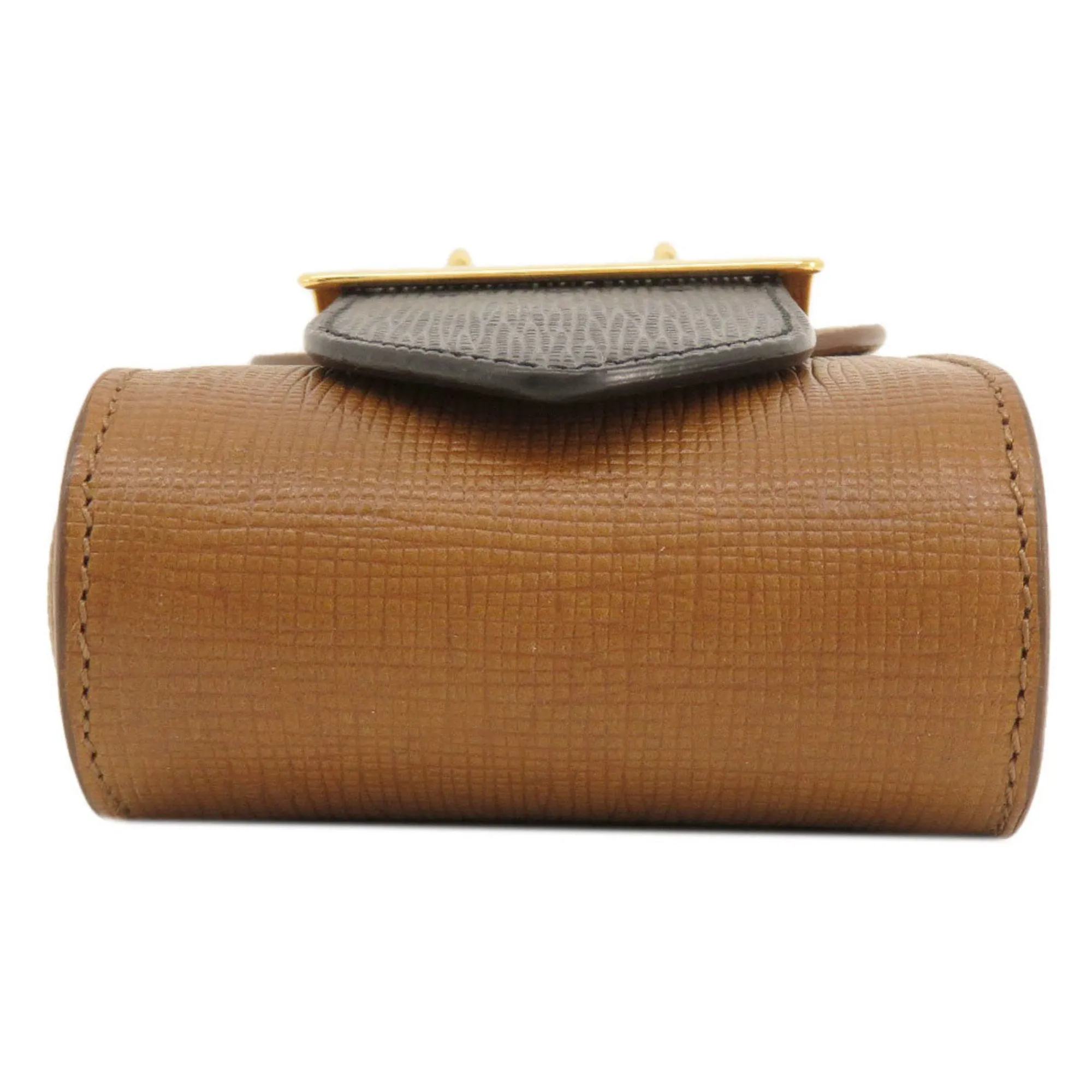 Burberry  Leather Shoulder Bag (Pre-Owned)
