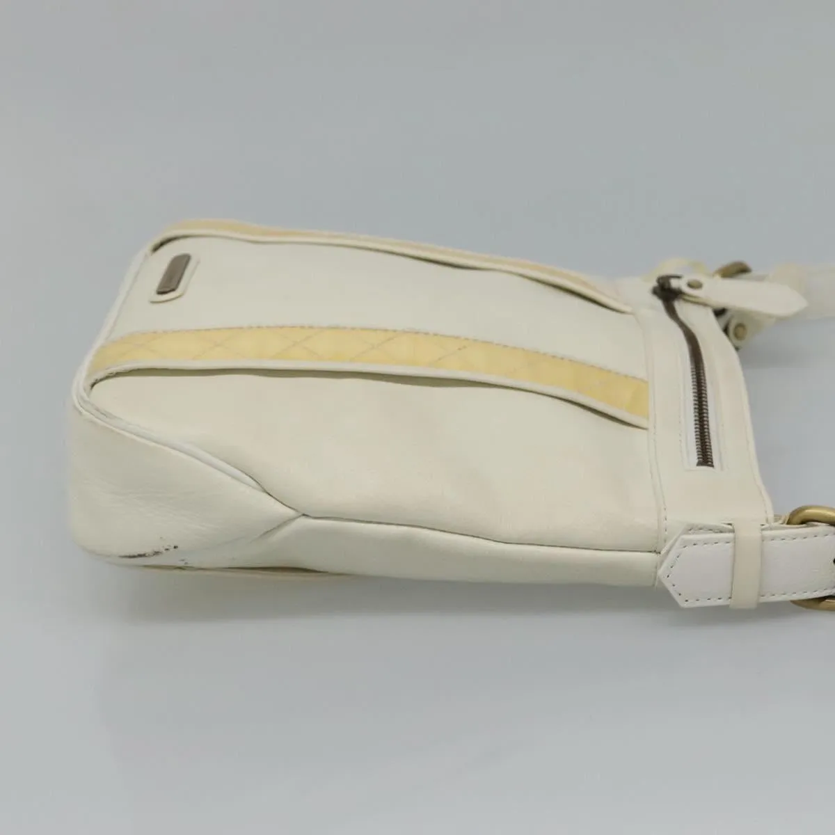 Burberry - Leather Shoulder Bag (Pre-Owned)