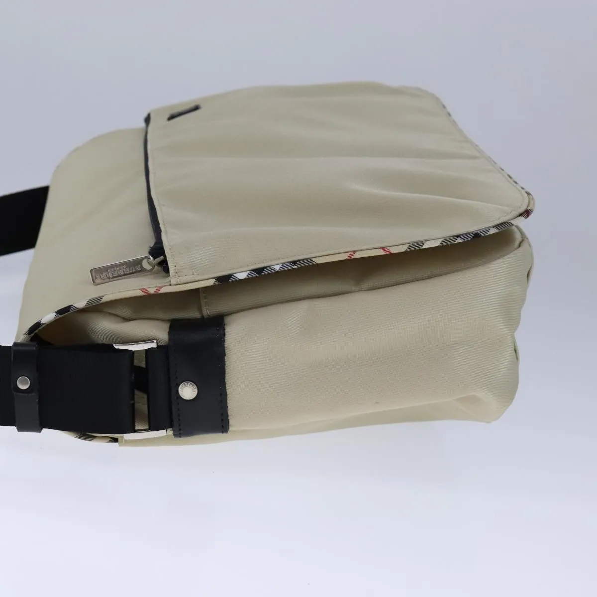 Burberry Nova Check  Synthetic Shoulder Bag (Pre-Owned)