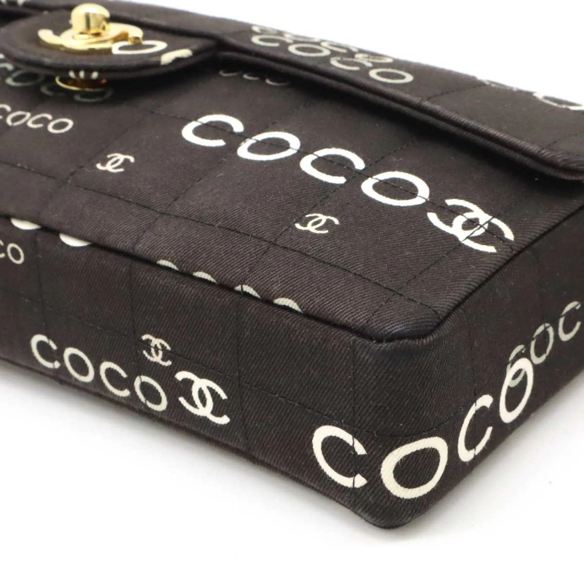 Chanel Chocolate Bar Canvas Shoulder Bag (Pre-Owned)