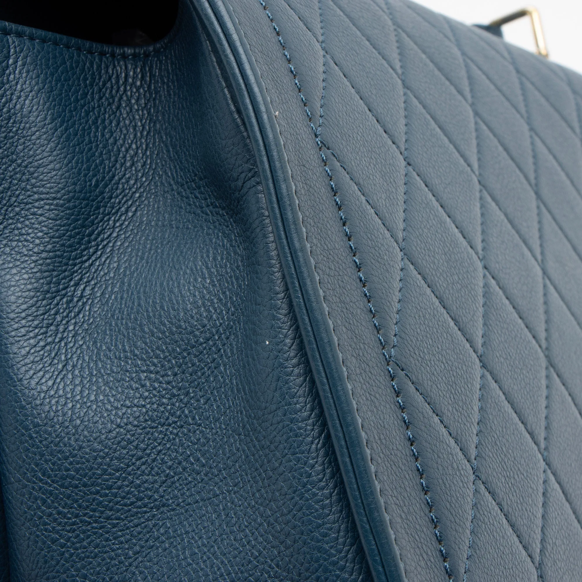 Chanel Grained Calfskin Label Click Large Shoulder Bag (SHF-vwMSPi)