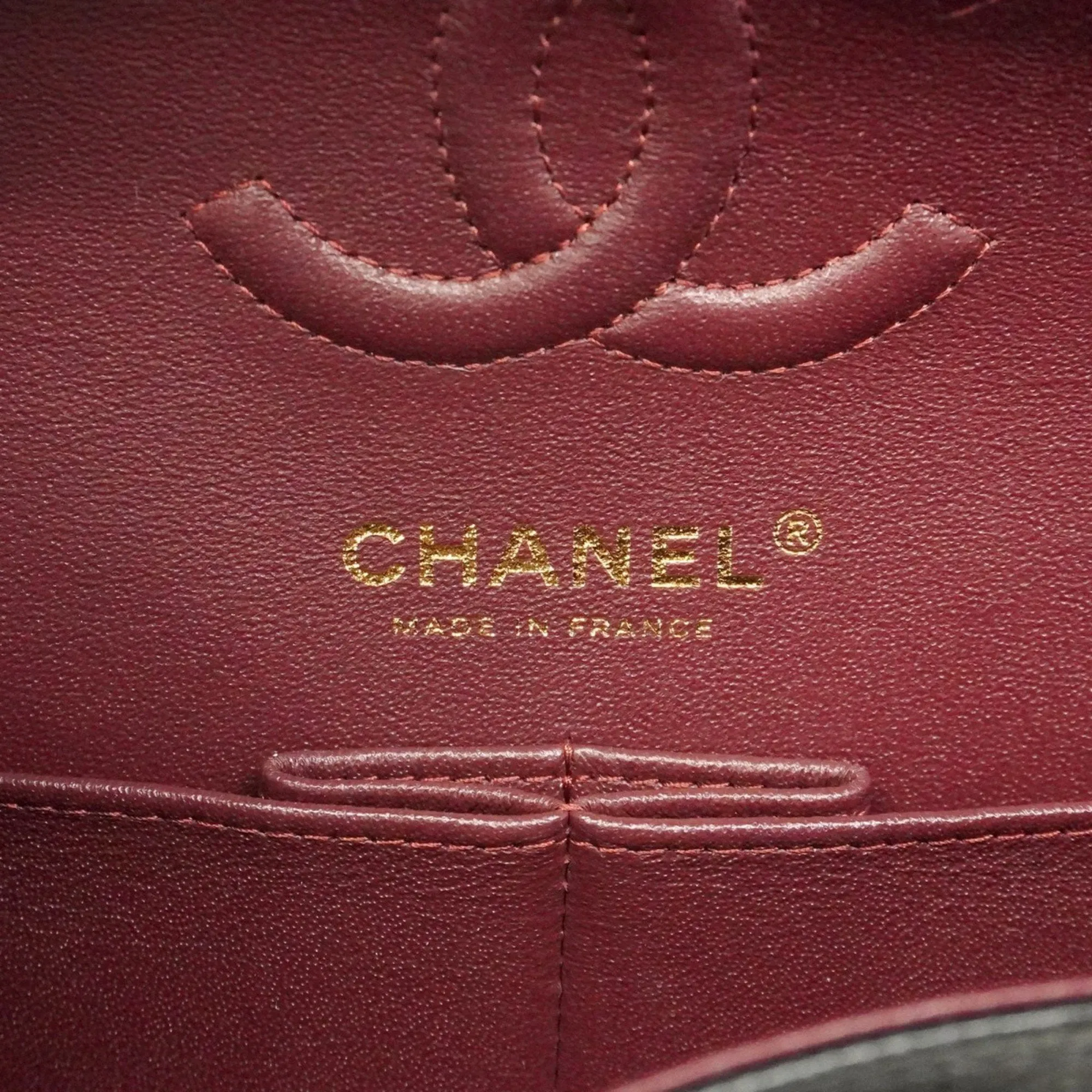 Chanel Grained Calfskin Shoulder Bag (Pre-Owned)