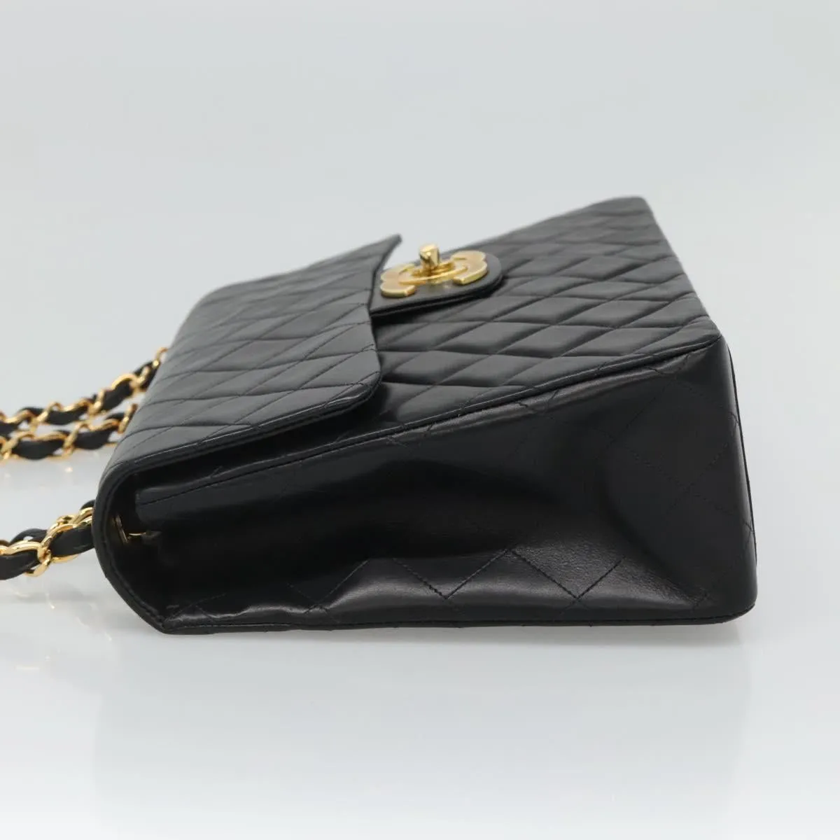 Chanel Jumbo Leather Shoulder Bag (Pre-Owned)