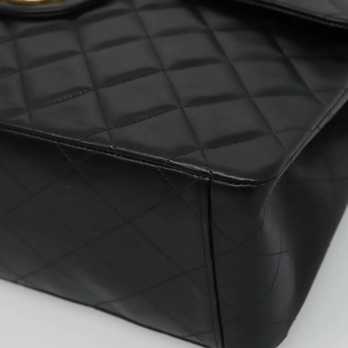 Chanel Jumbo Leather Shoulder Bag (Pre-Owned)
