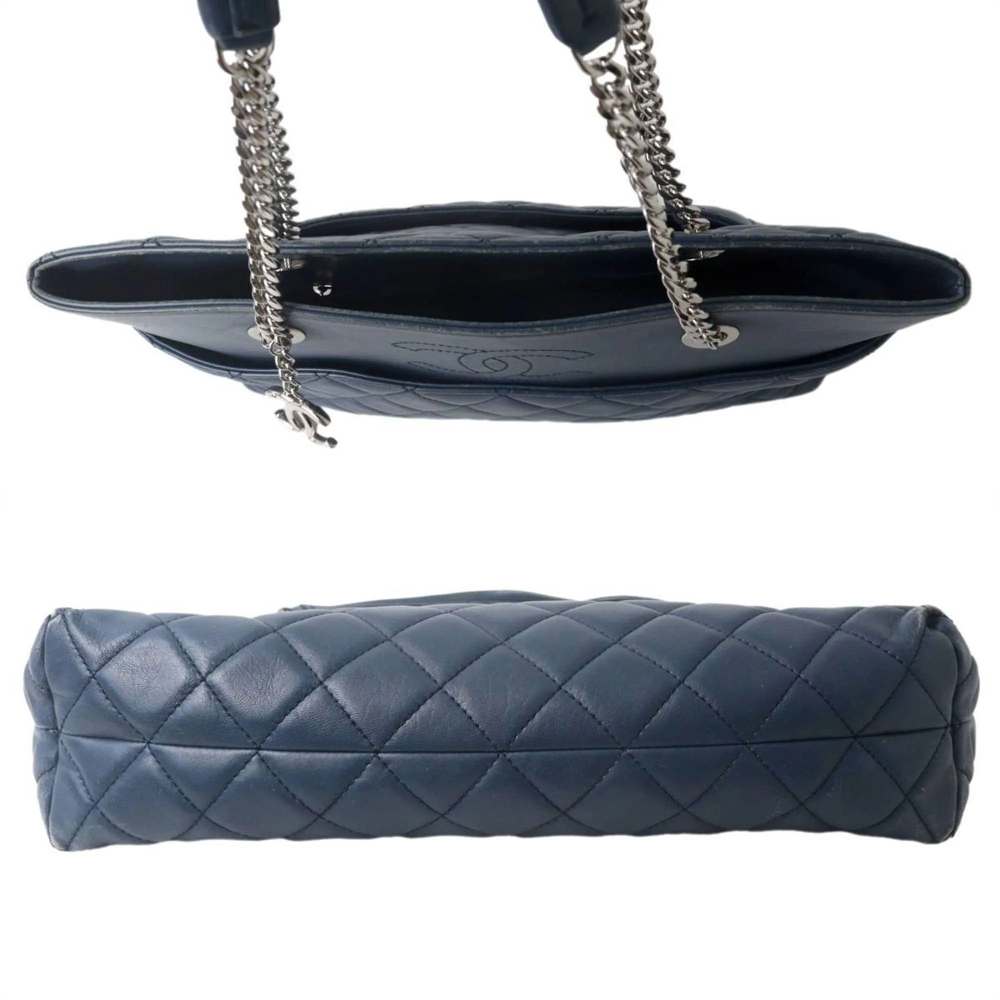 Chanel Leather Shoulder Bag (Pre-Owned)