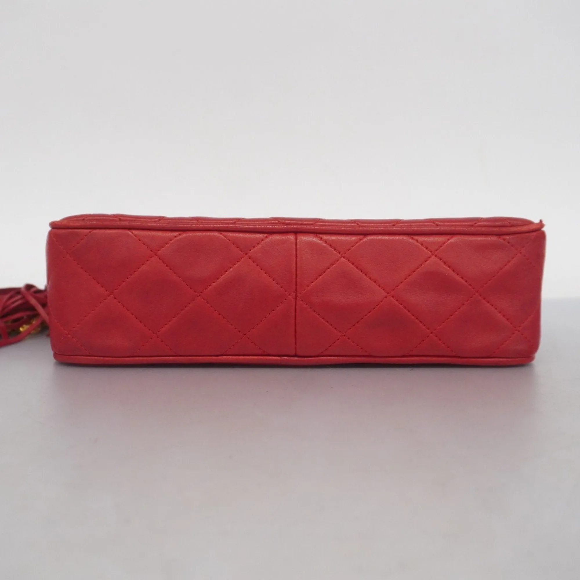 Chanel Leather Shoulder Bag (Pre-Owned)
