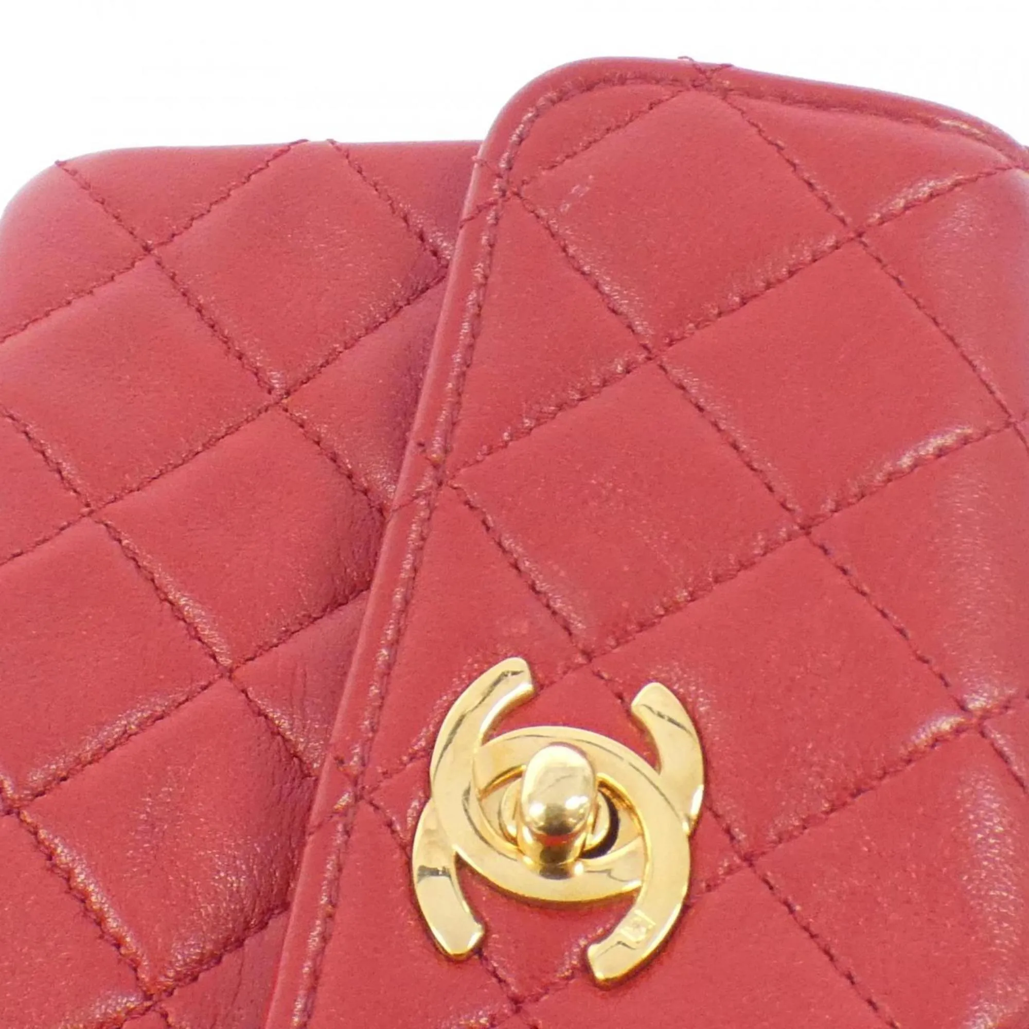 Chanel Leather Shoulder Bag (Pre-Owned)