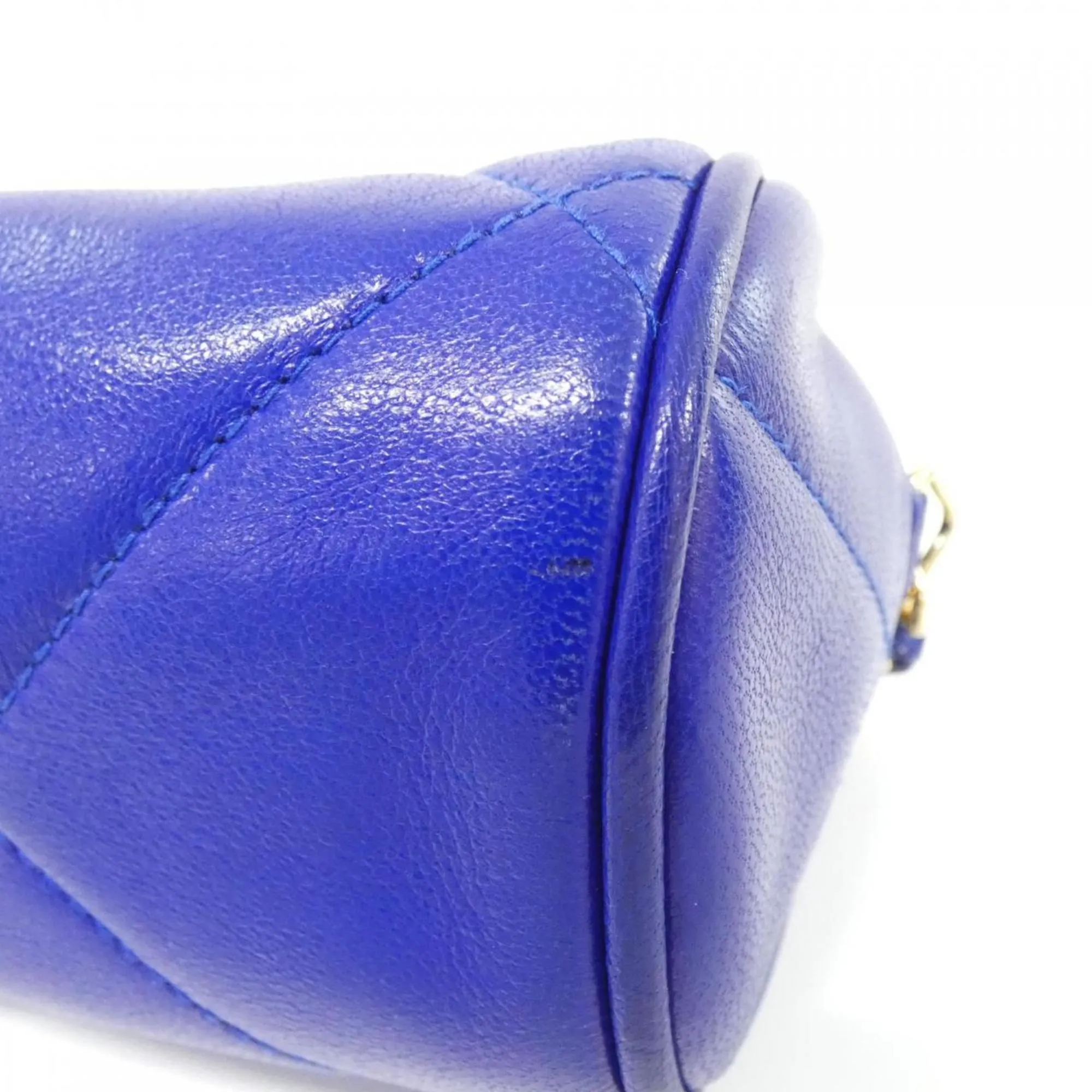 Chanel Leather Shoulder Bag (Pre-Owned)