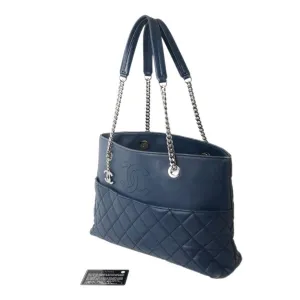 Chanel Leather Shoulder Bag (Pre-Owned)