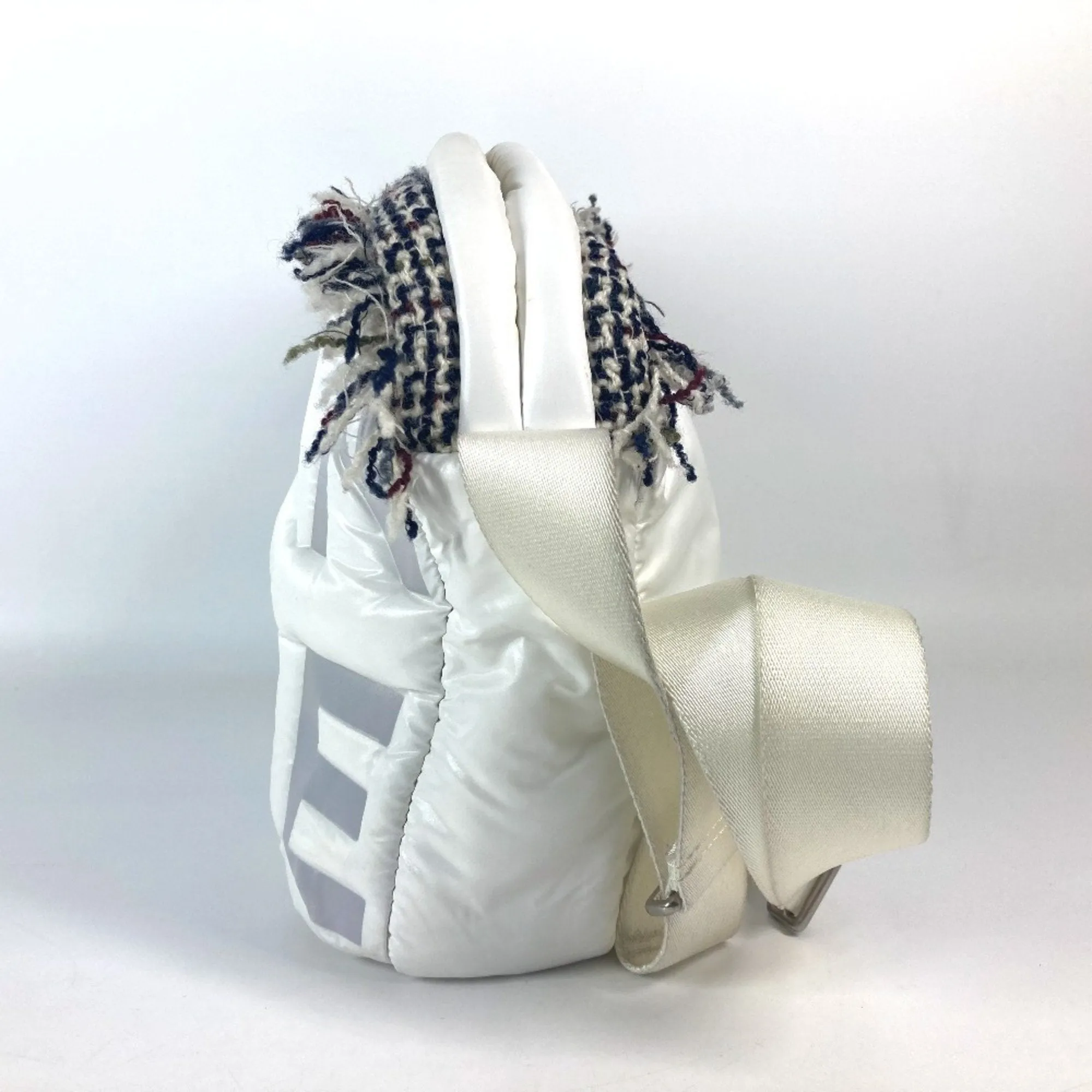 Chanel Nylon Shoulder Bag (Pre-Owned)