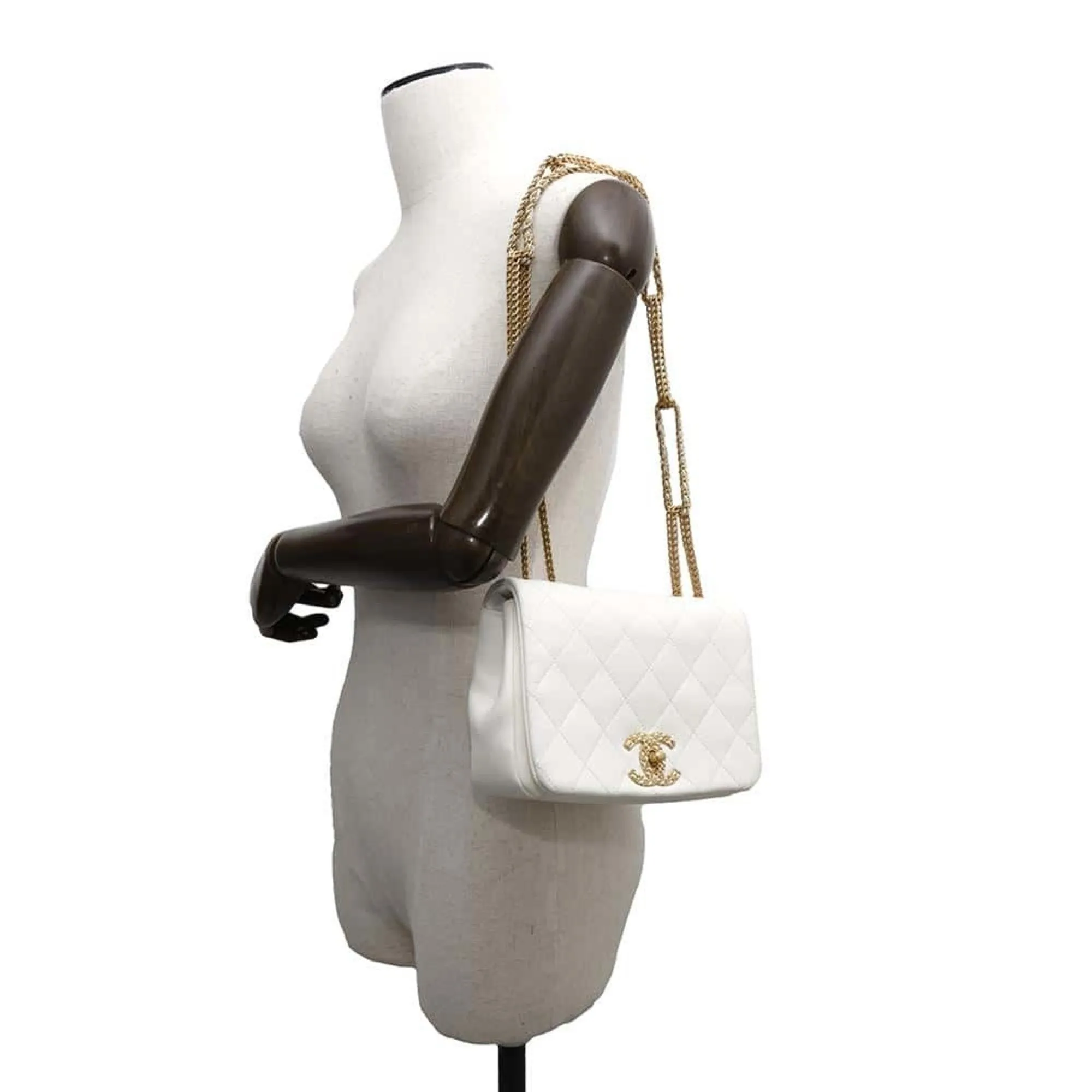 Chanel Shoulder Bag (Pre-Owned)