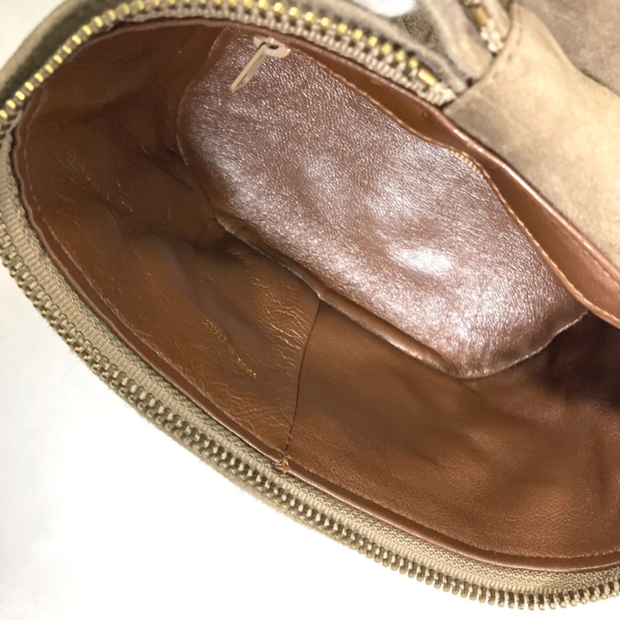 Chanel Vanity Suede Shoulder Bag (Pre-Owned)