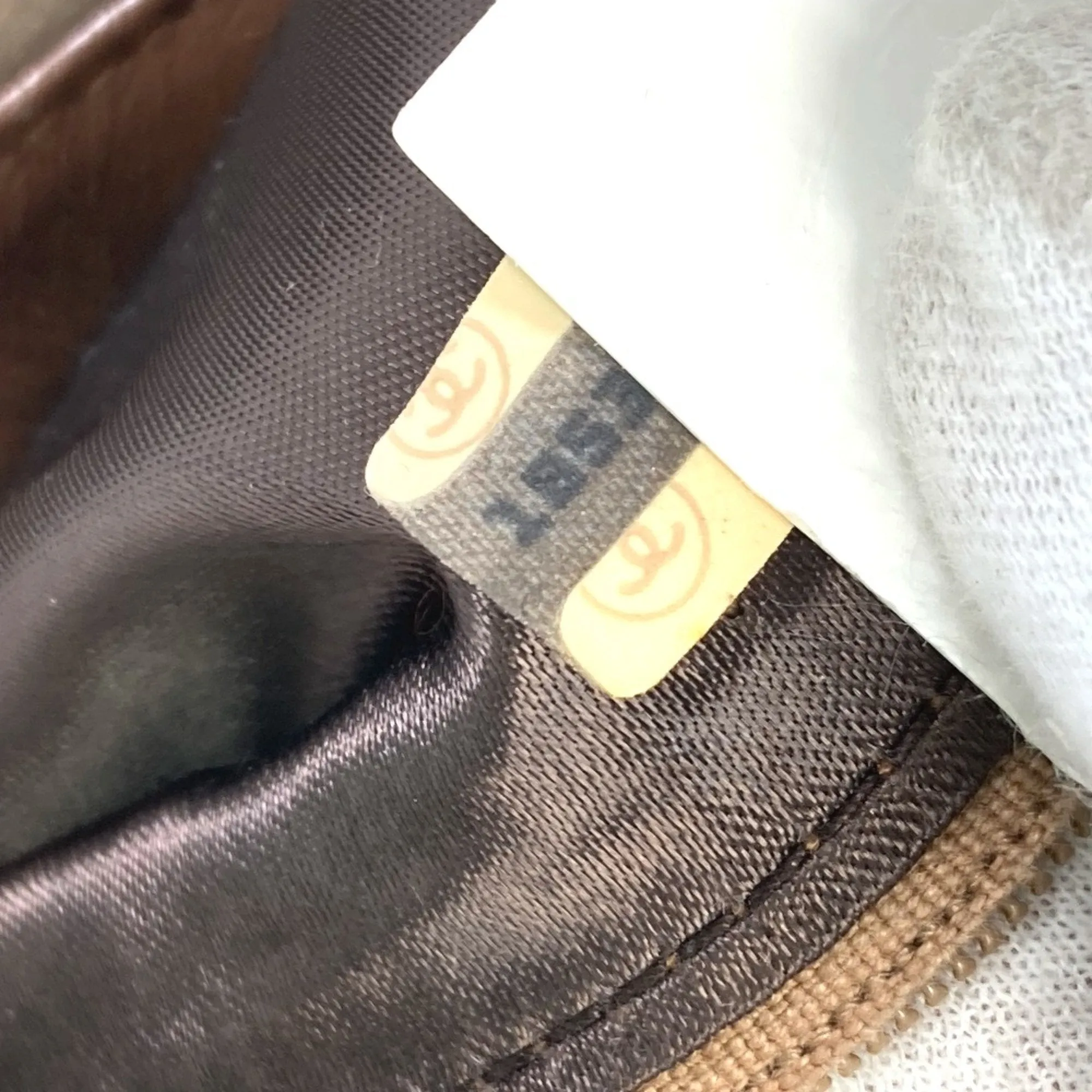 Chanel Vanity Suede Shoulder Bag (Pre-Owned)
