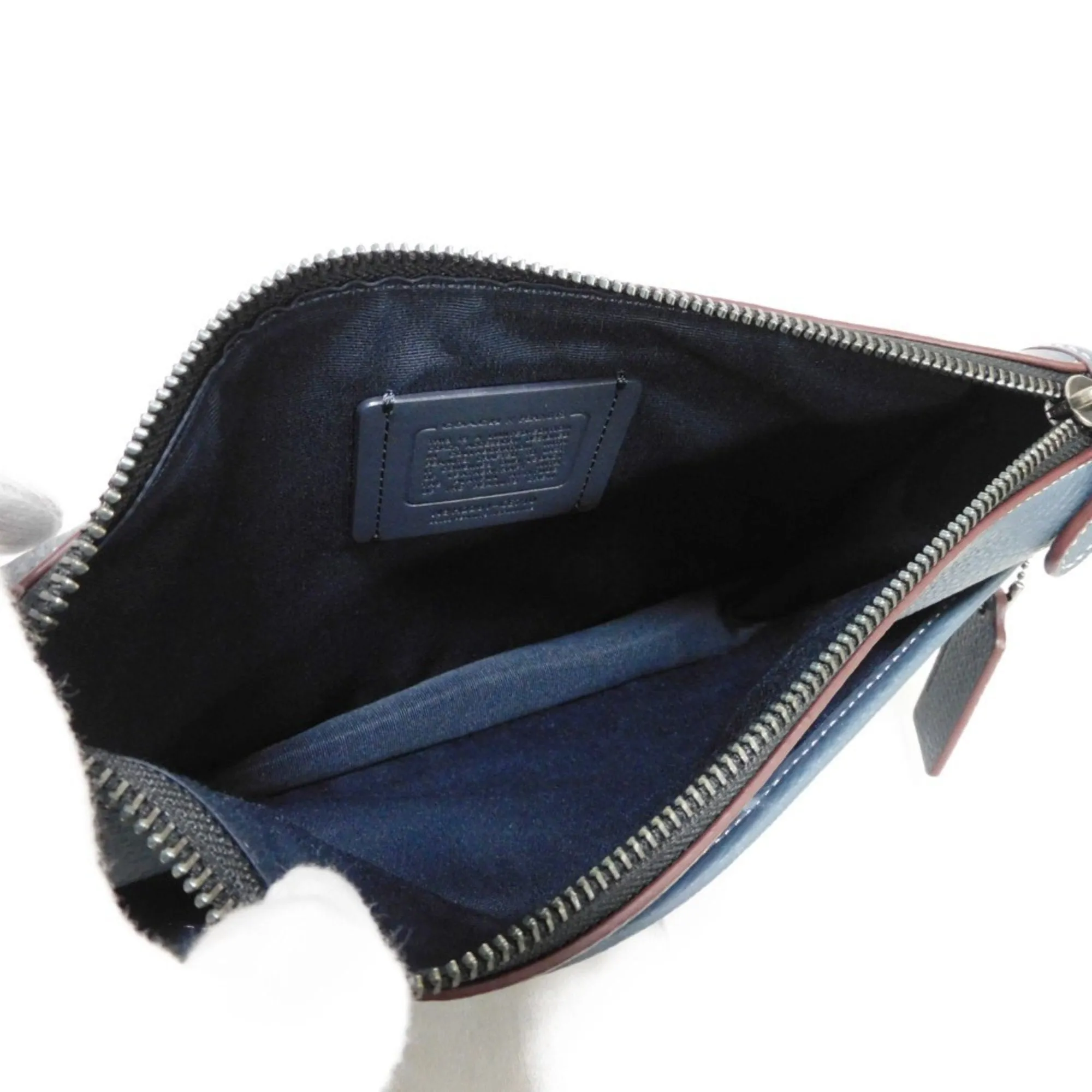 Coach Leather Shoulder Bag (Pre-Owned)
