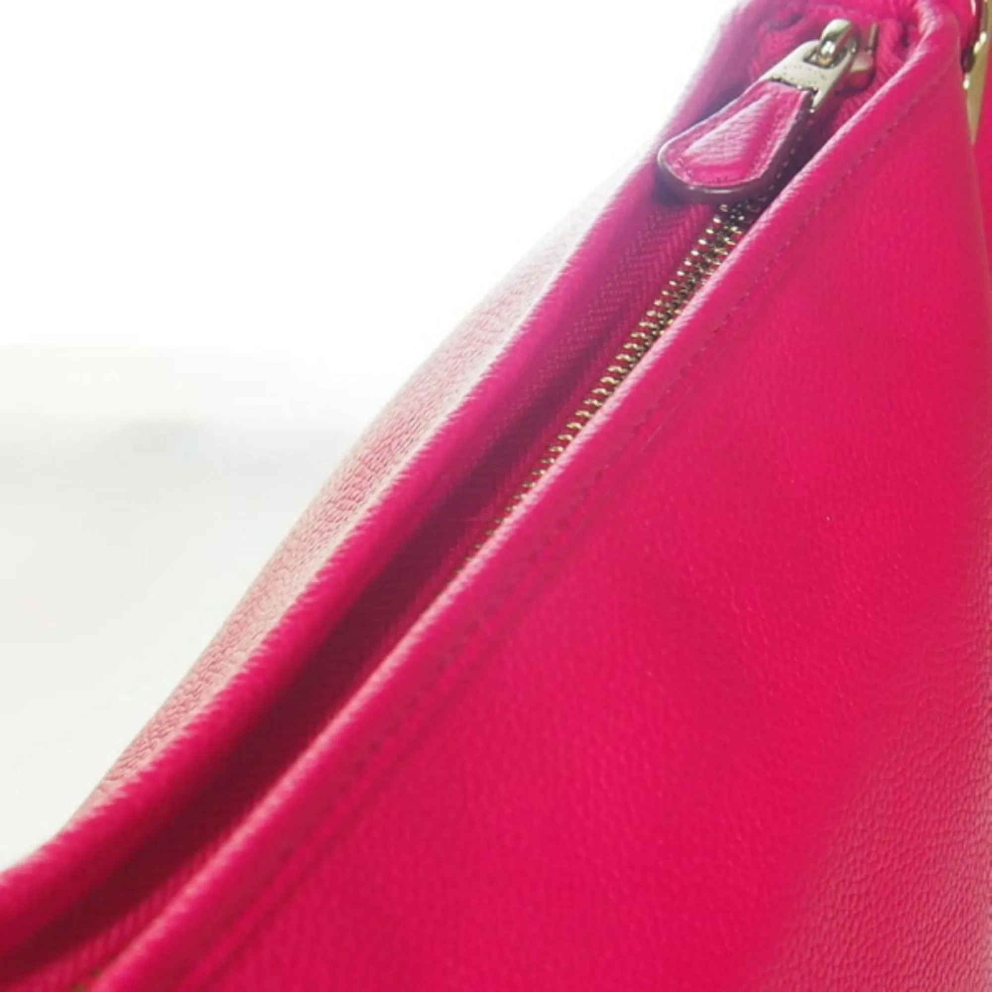 Coach  Leather Shoulder Bag (Pre-Owned)