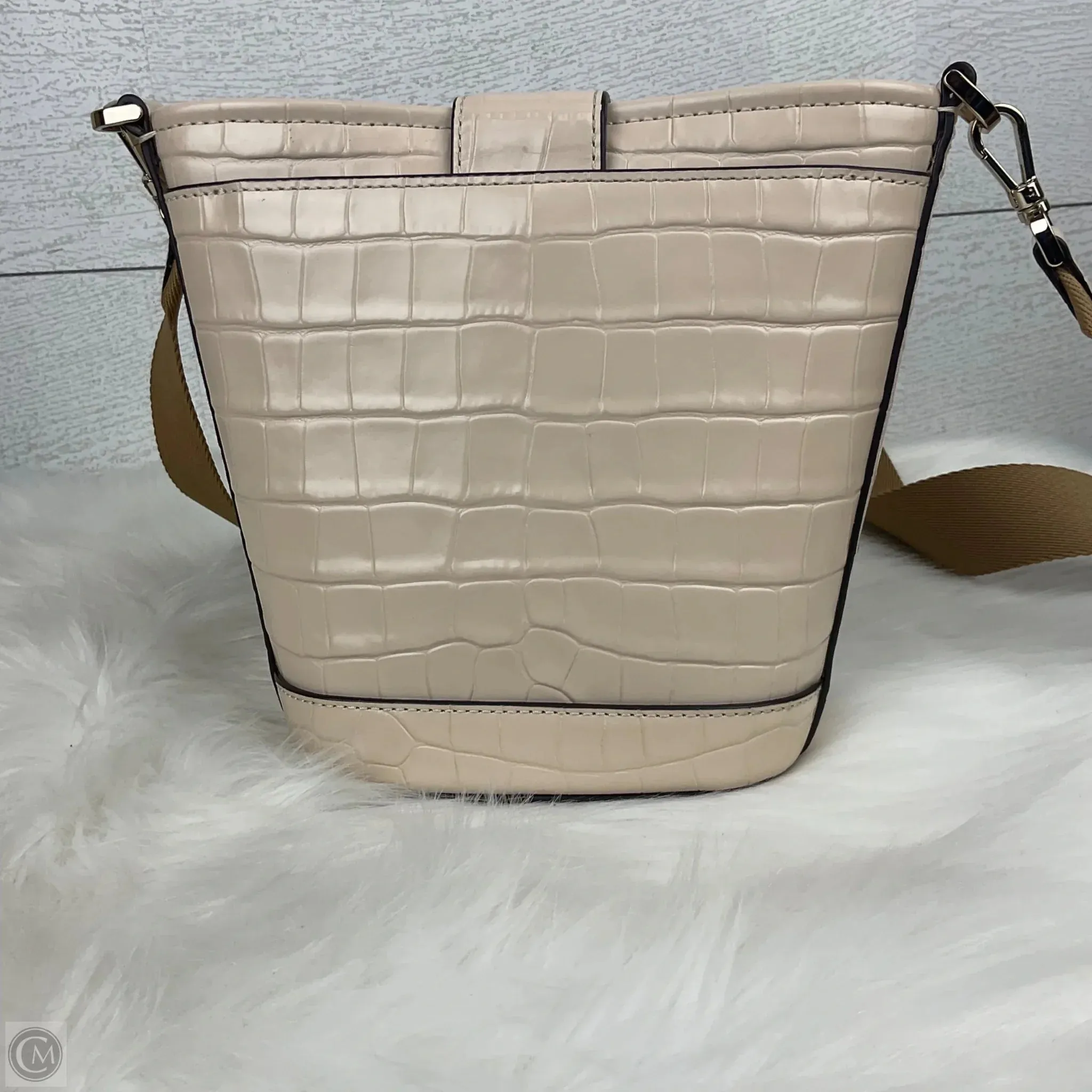 Crossbody Designer By Kate Spade, Size: Medium
