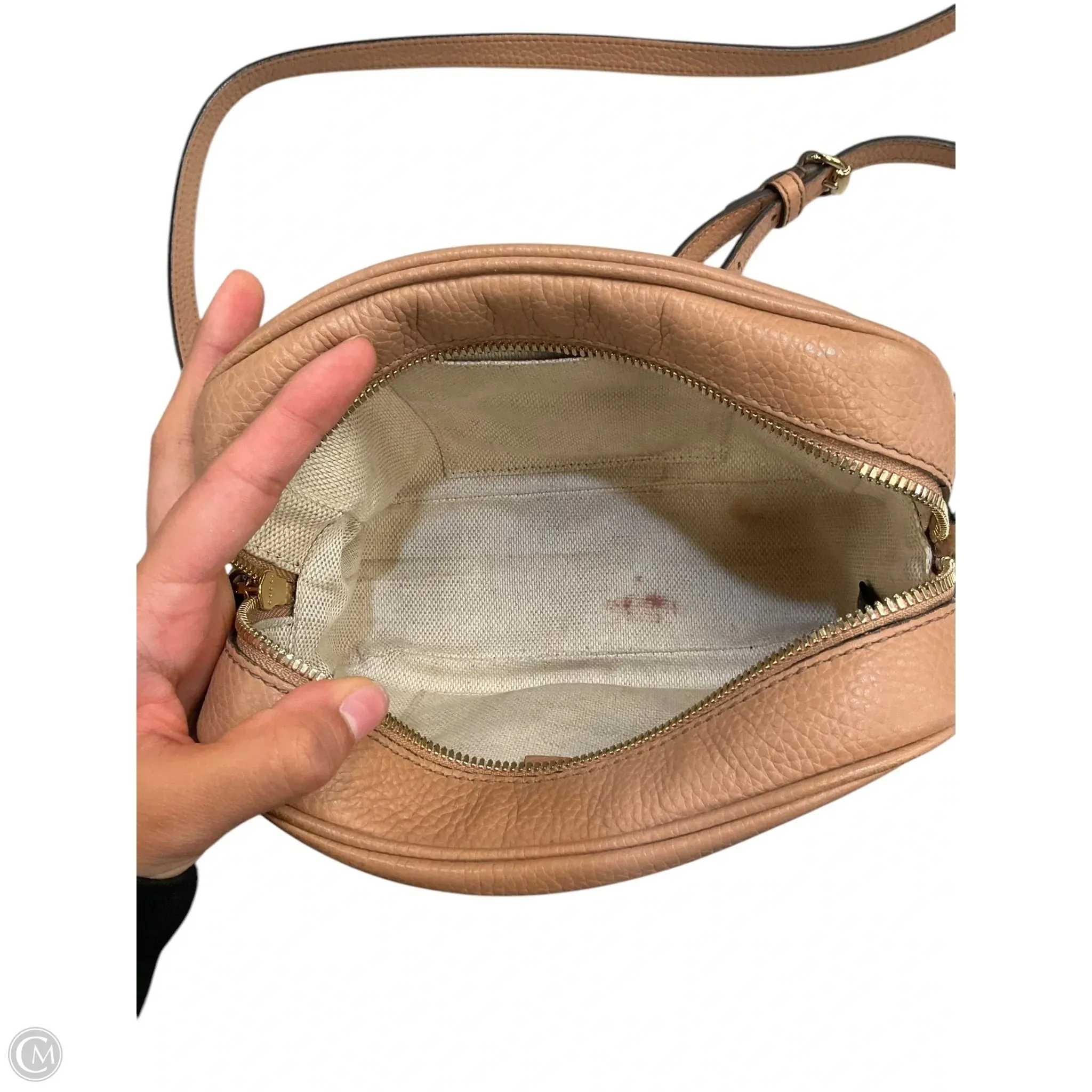 Crossbody Luxury Designer By Gucci, Size: Medium