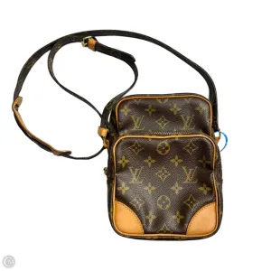 Crossbody Luxury Designer By Louis Vuitton, Size: Medium