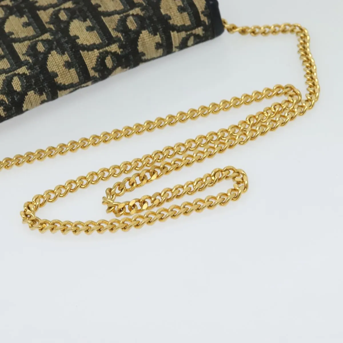 Dior 30 Montaigne Canvas Shoulder Bag (Pre-Owned)