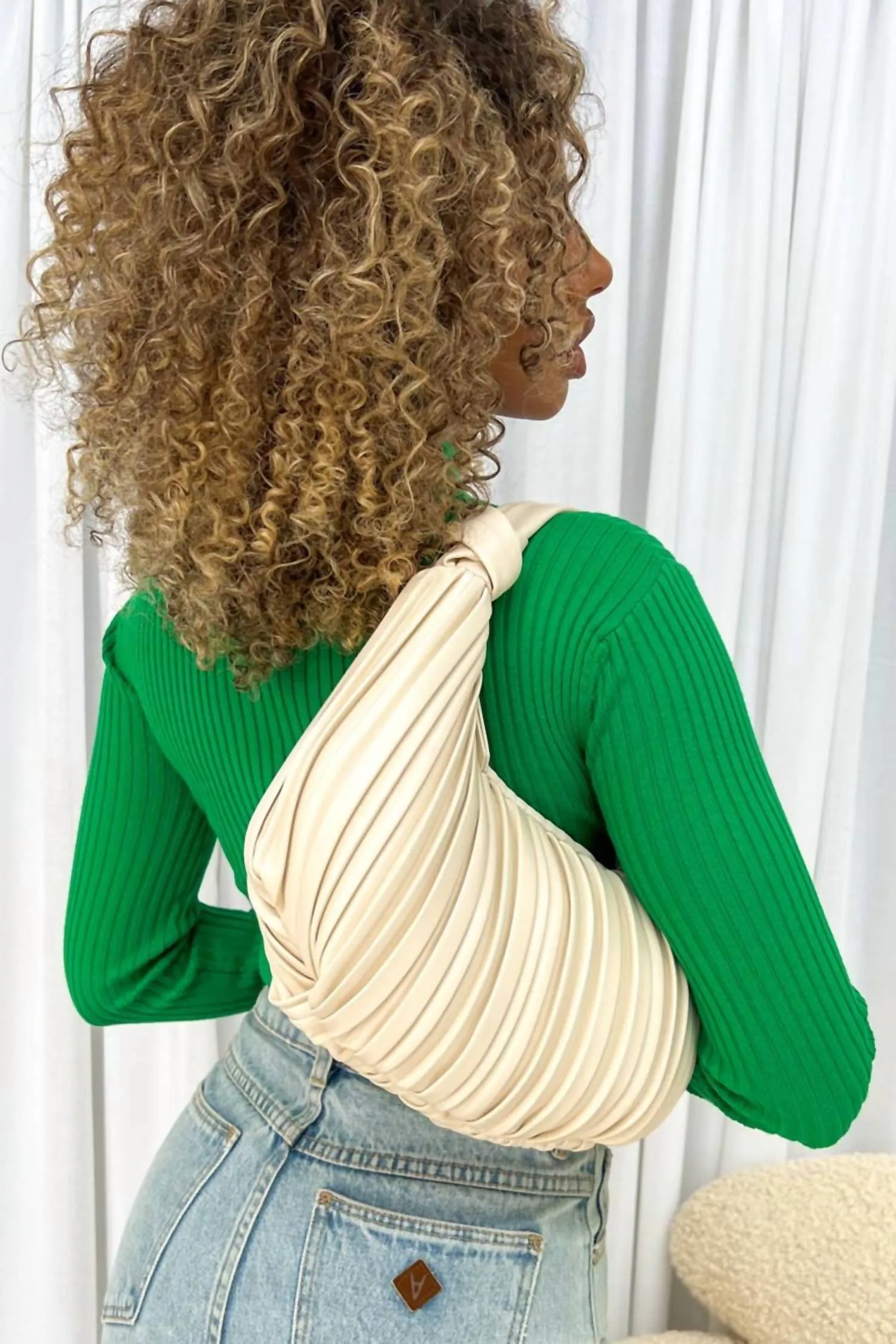 Effie Shoulder Bag In Bone