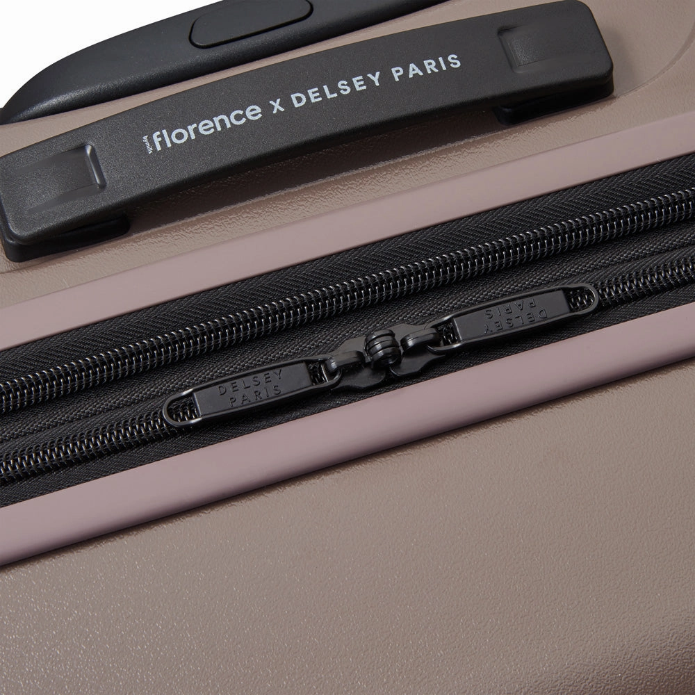 florence by mills x DELSEY PARIS Catch Flights Expandable 20" Carry-On Spinner Upright