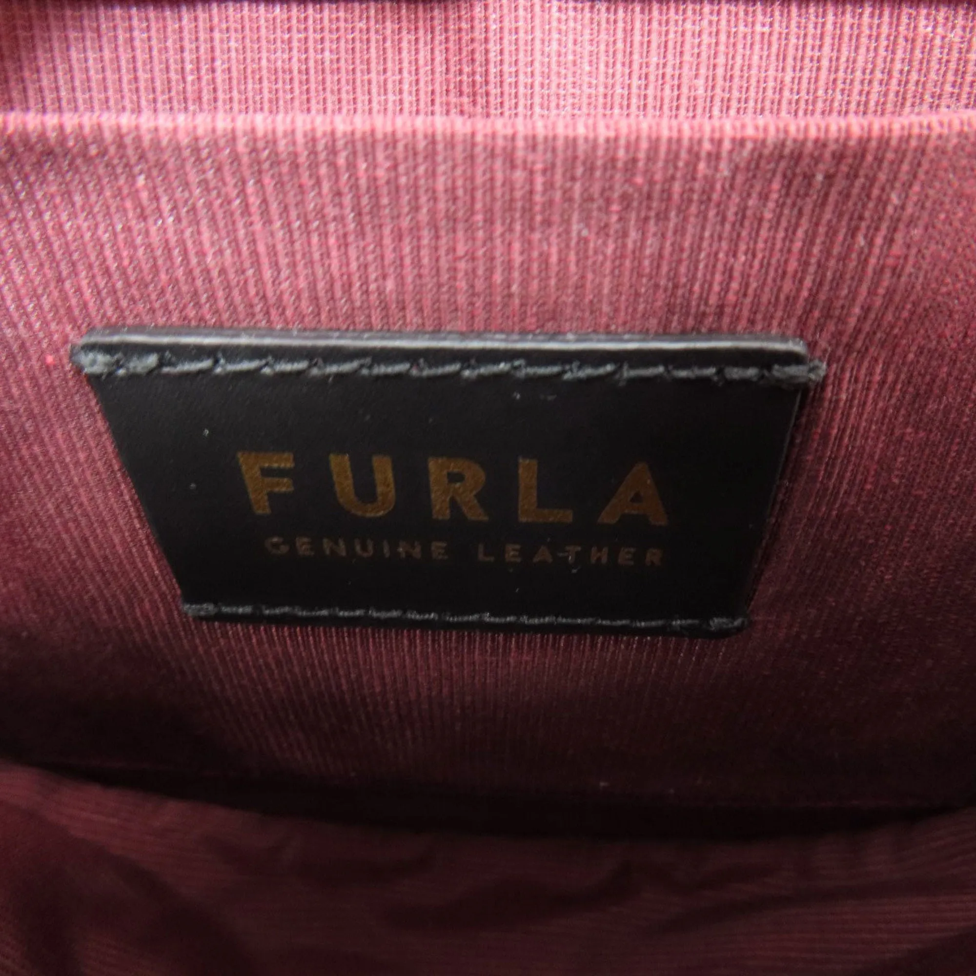 Furla  Leather Shoulder Bag (Pre-Owned)