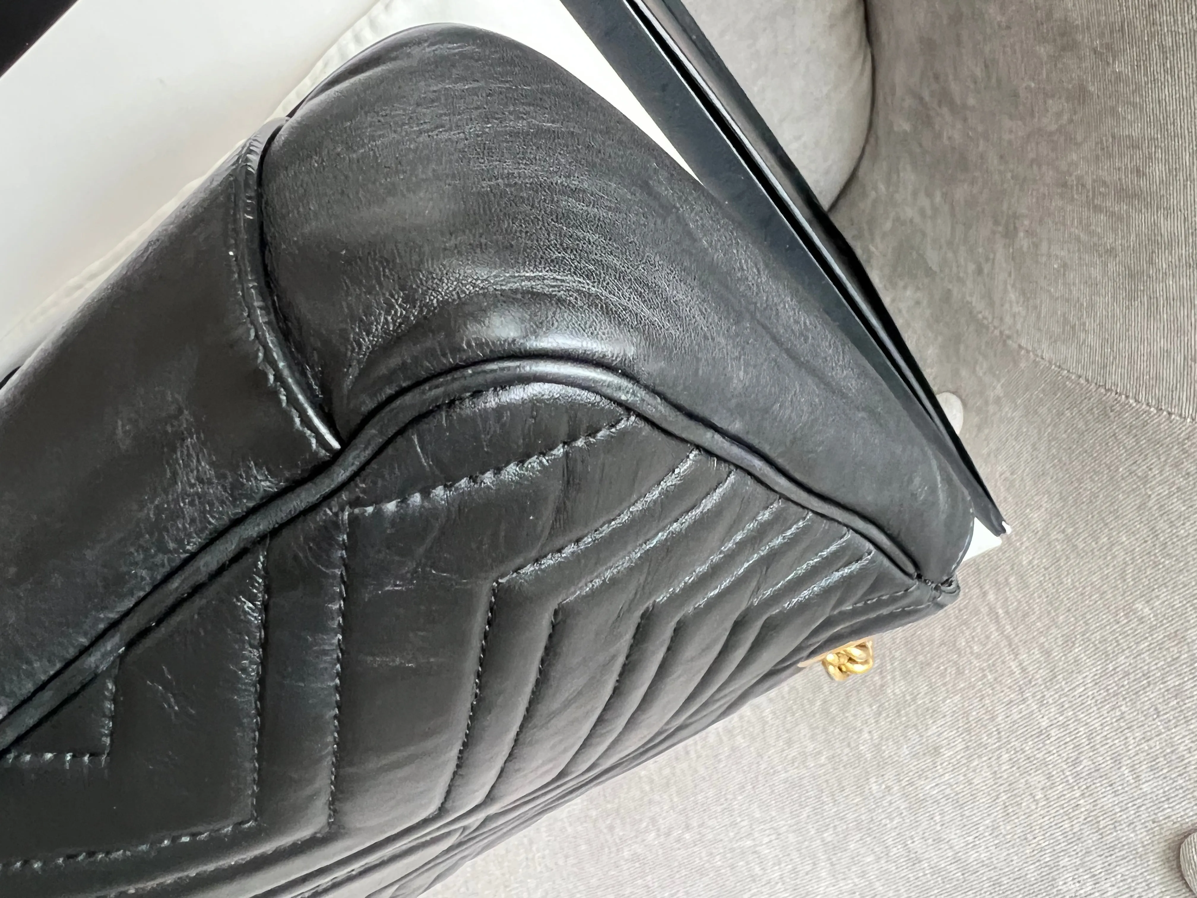 Gucci GG Black Marmont Medium Shoulder Bag (RRP ??2,070)