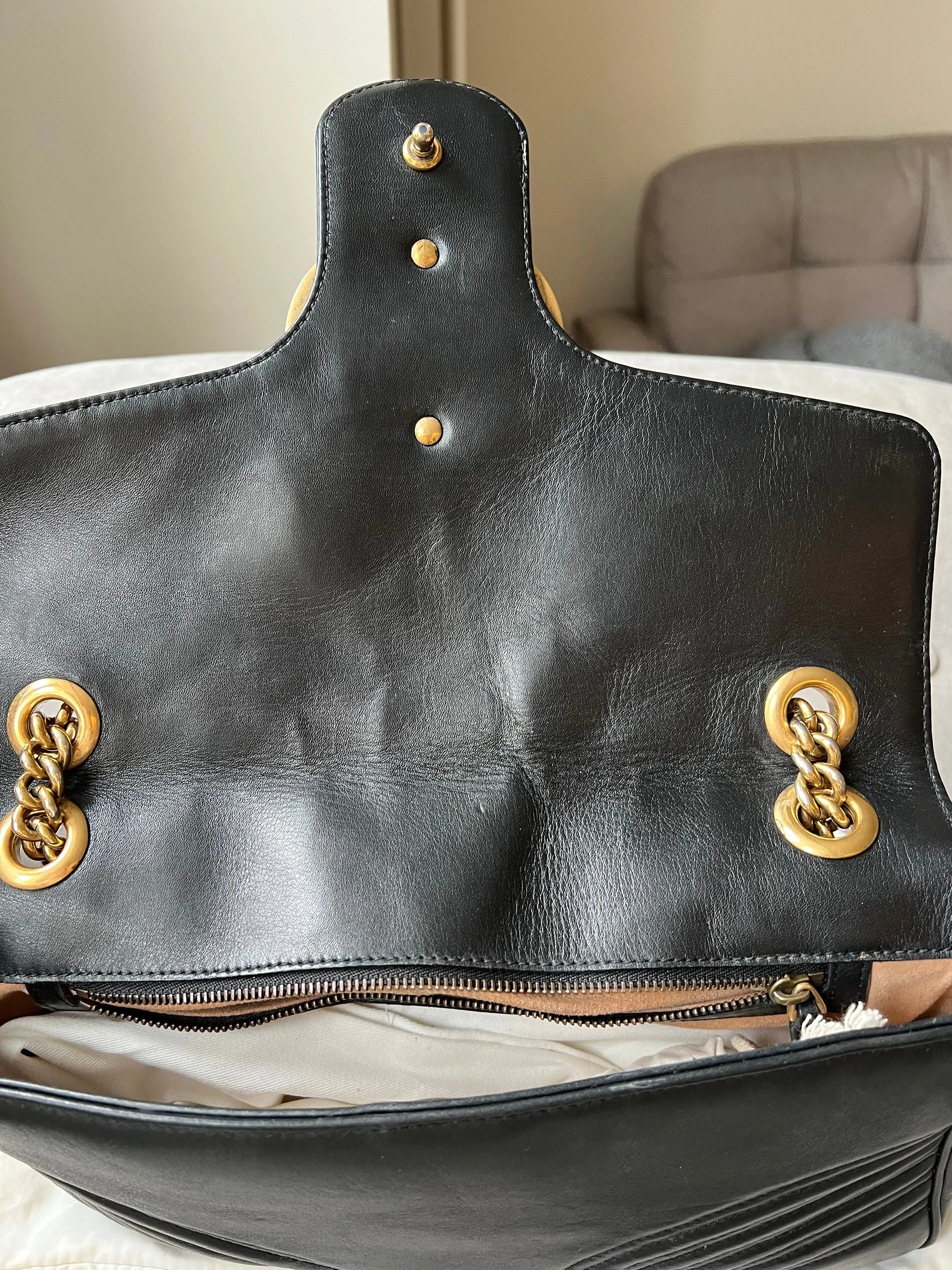 Gucci GG Black Marmont Medium Shoulder Bag (RRP ??2,070)