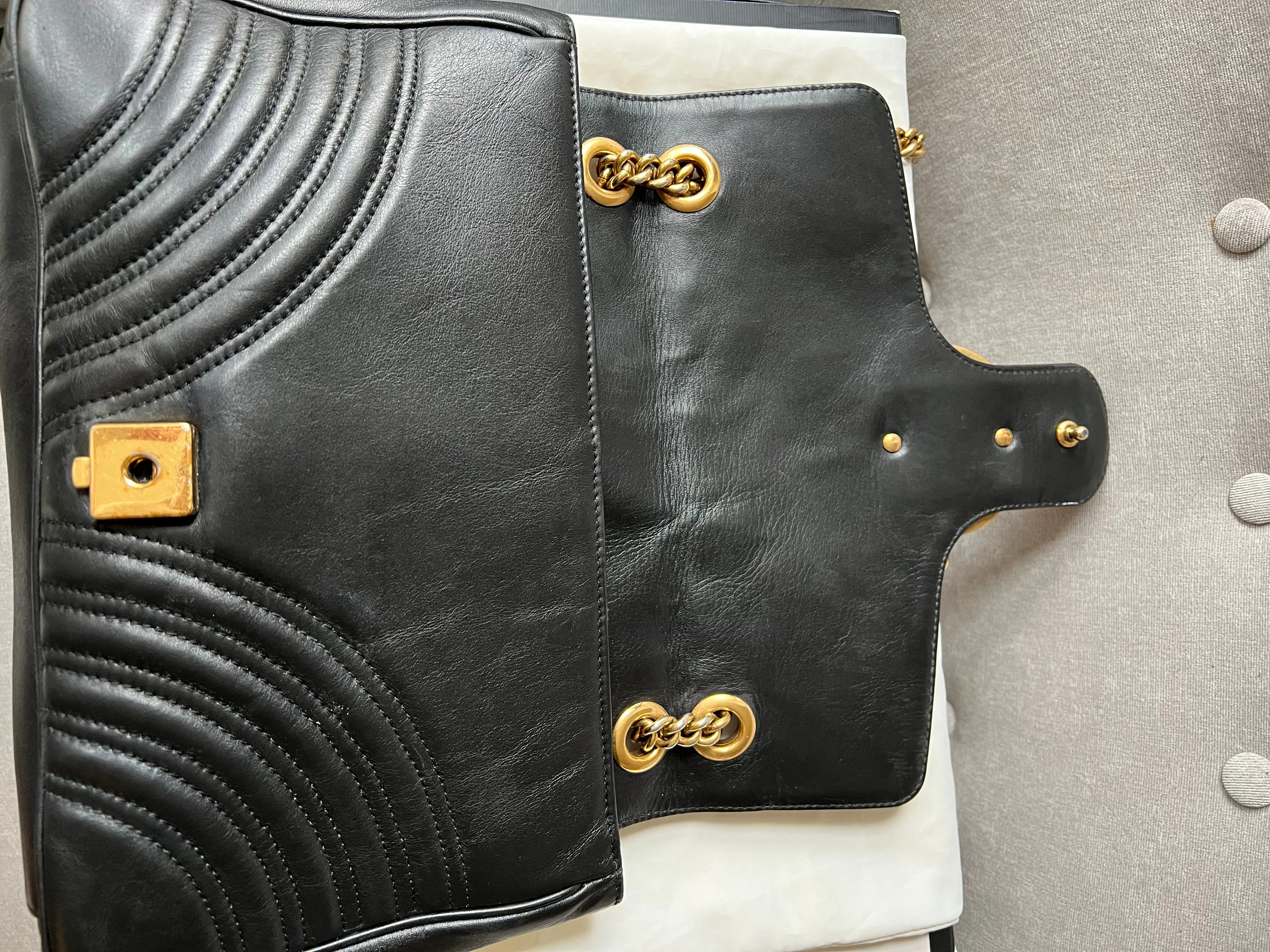 Gucci GG Black Marmont Medium Shoulder Bag (RRP ??2,070)