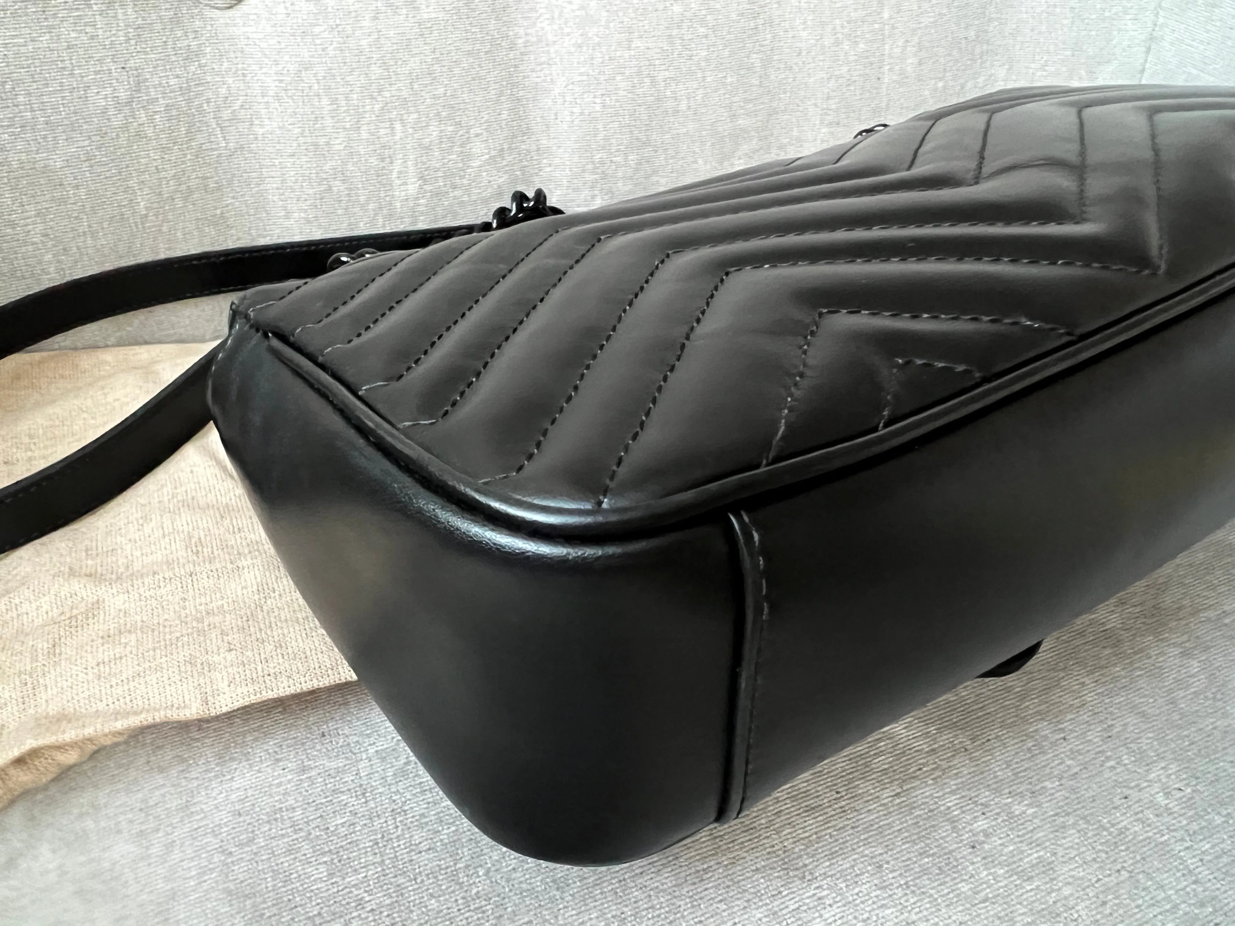 Gucci GG Black Marmont Small Shoulder Bag (RRP ??1800)