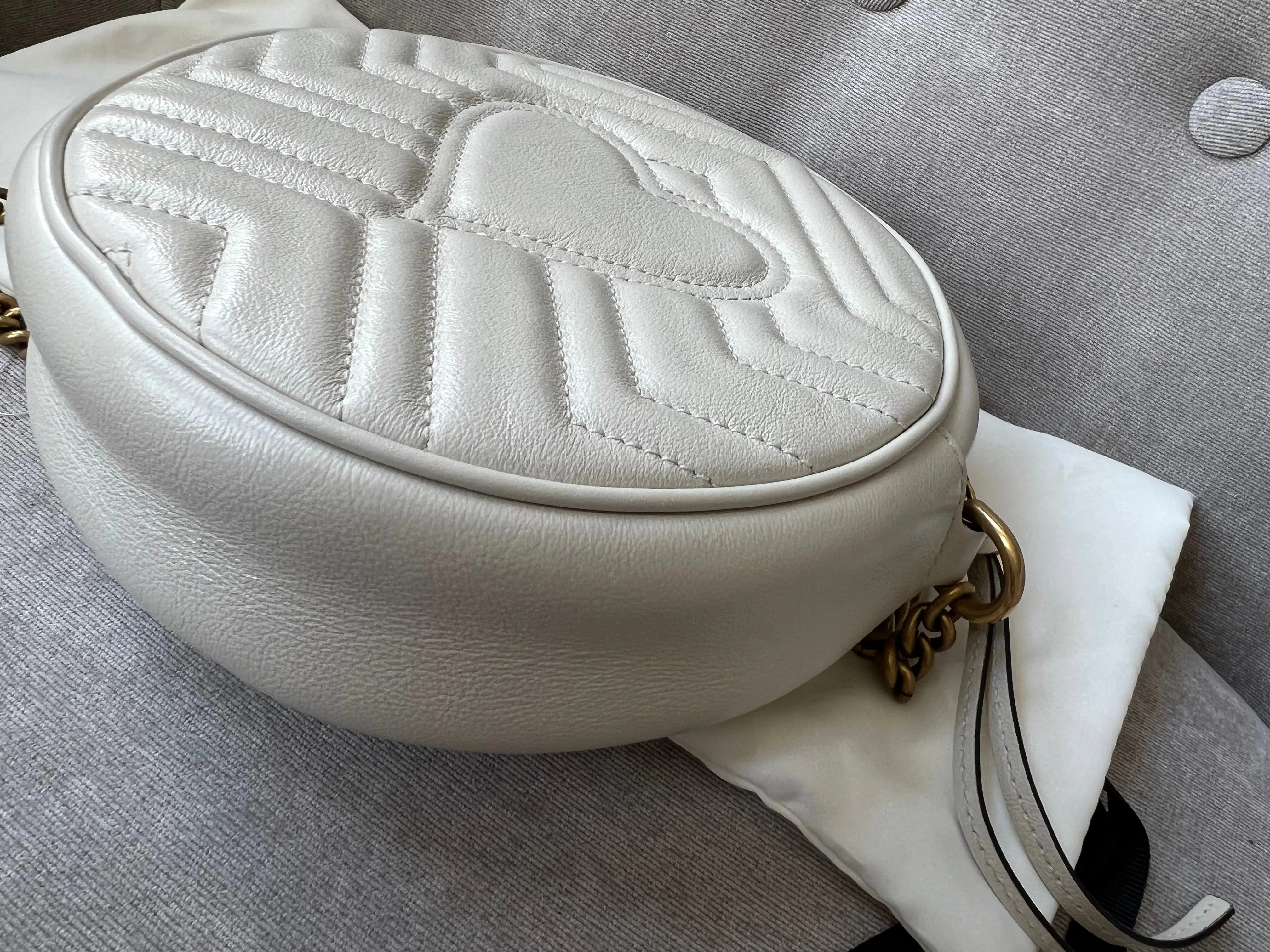 Gucci GG Round White Marmont Small Shoulder Bag (RRP ??1,160)