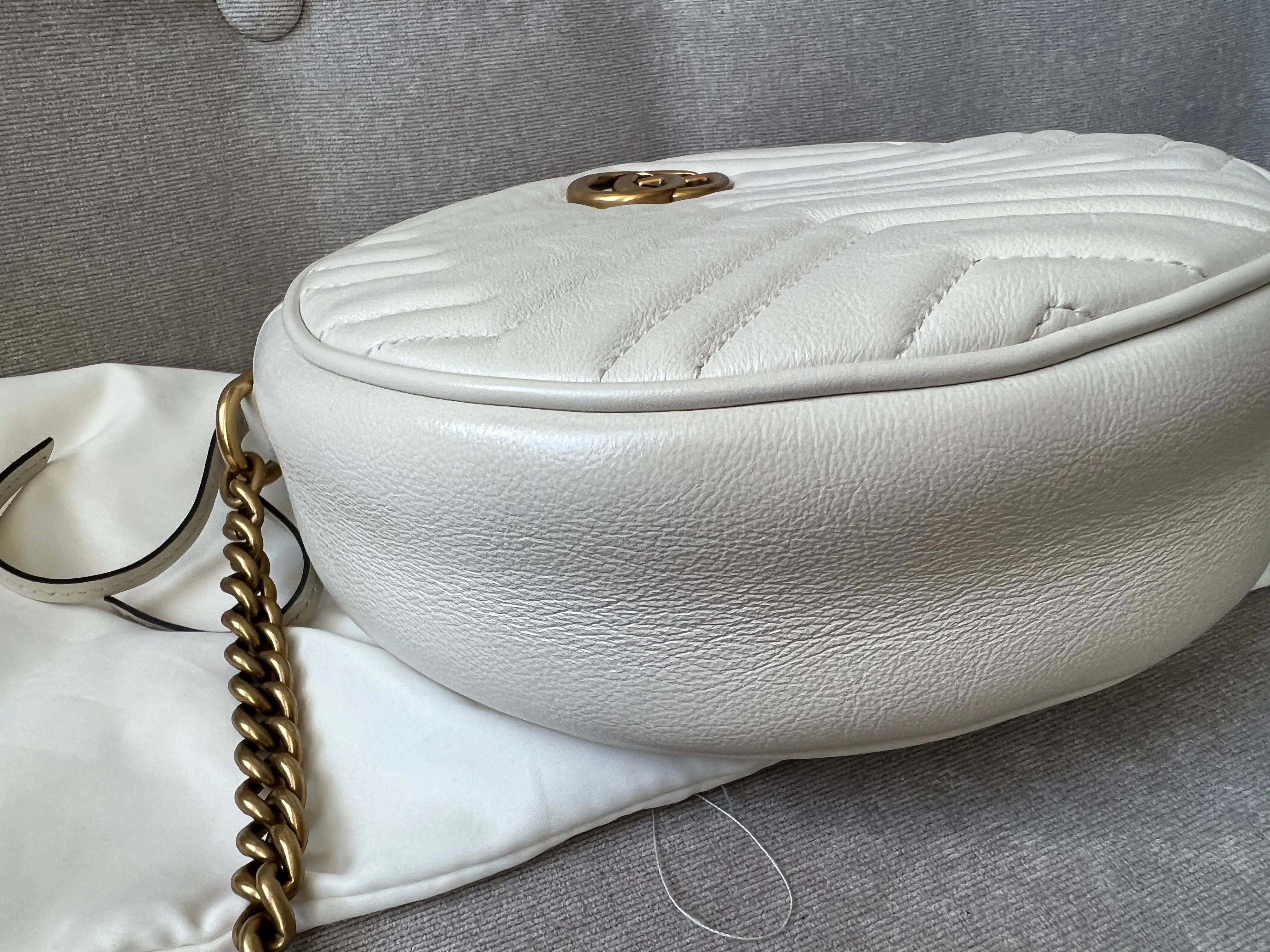 Gucci GG Round White Marmont Small Shoulder Bag (RRP ??1,160)