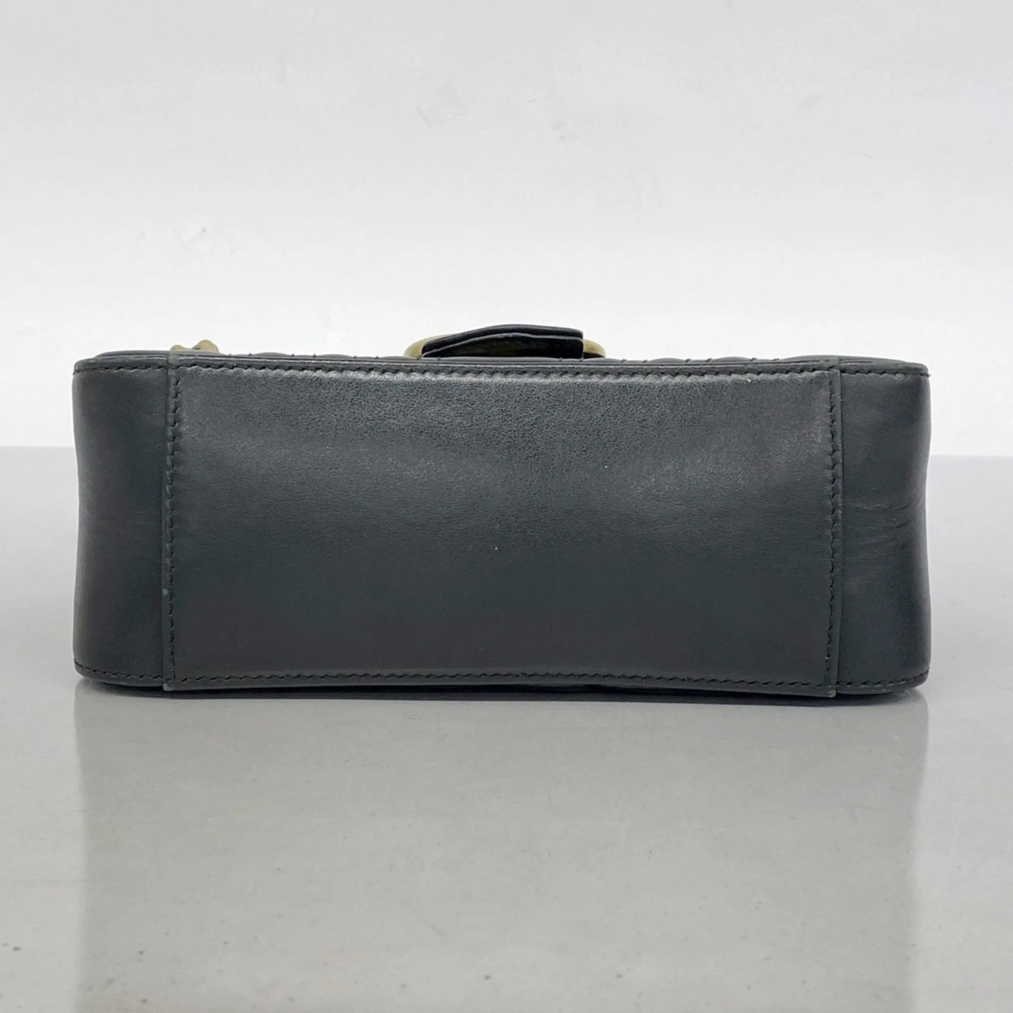 Gucci Leather Shoulder Bag (Pre-Owned)