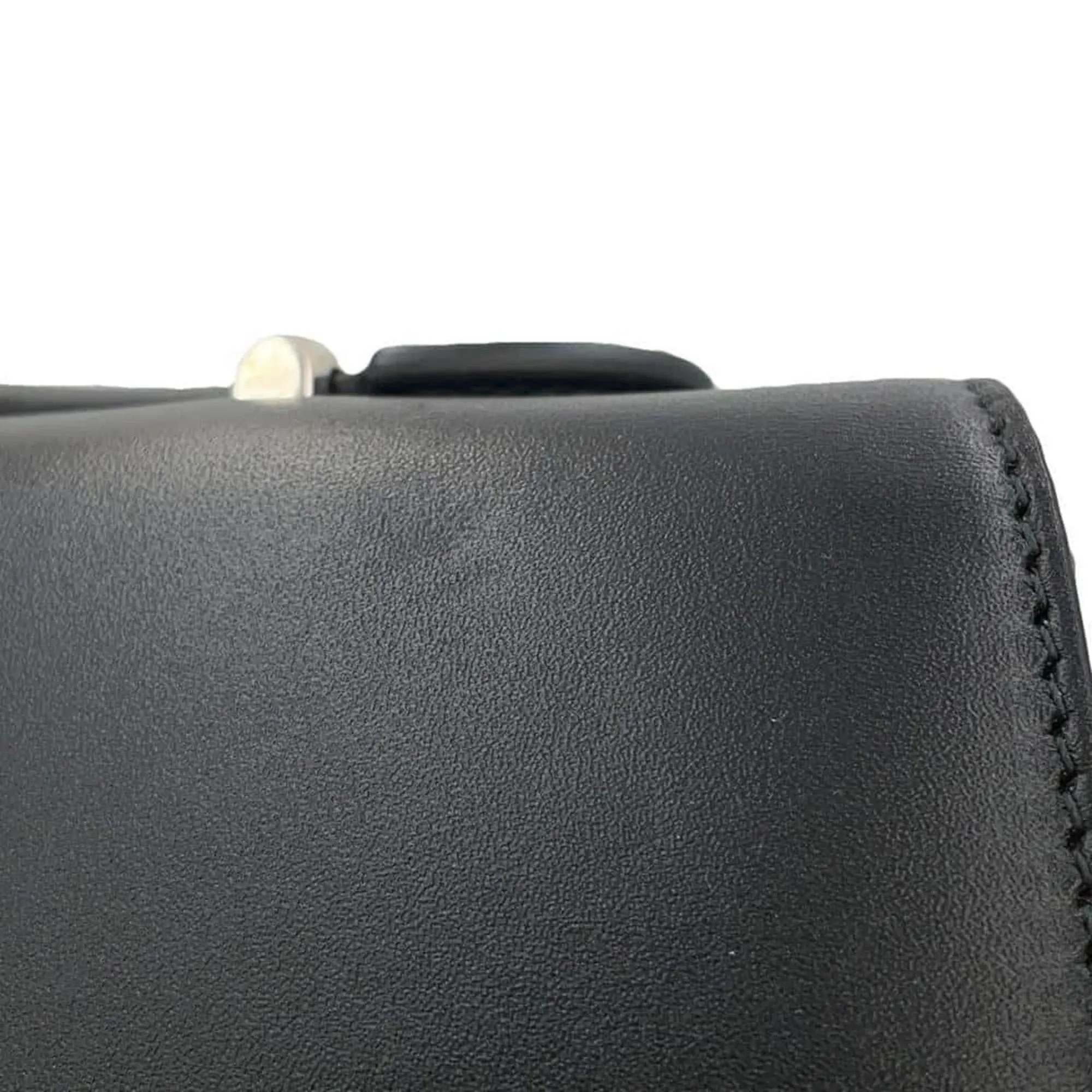 Gucci Leather Shoulder Bag (Pre-Owned)