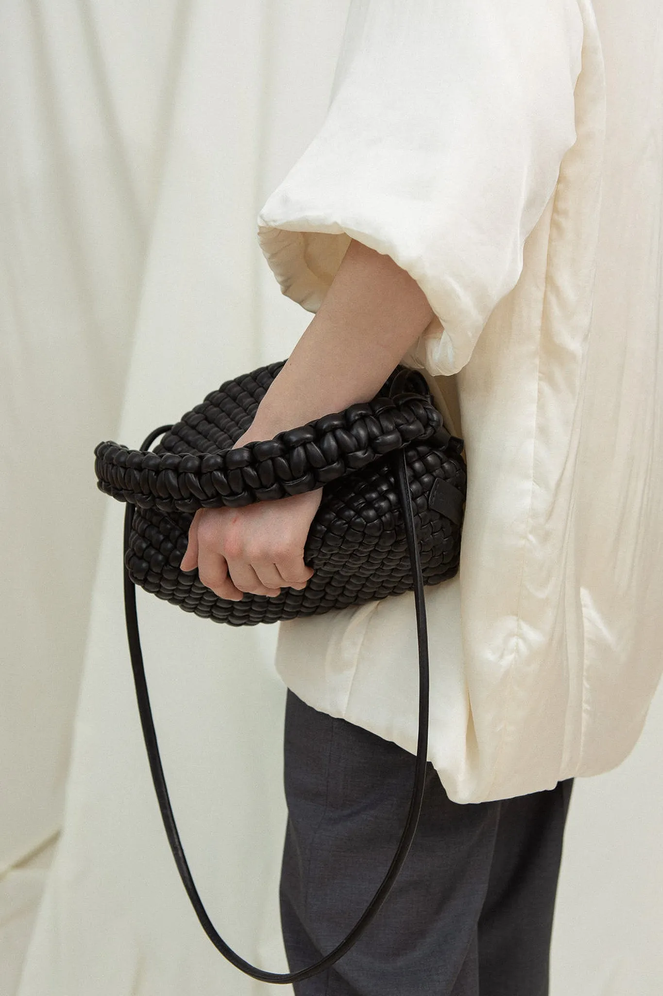 HANA Lint Clutch