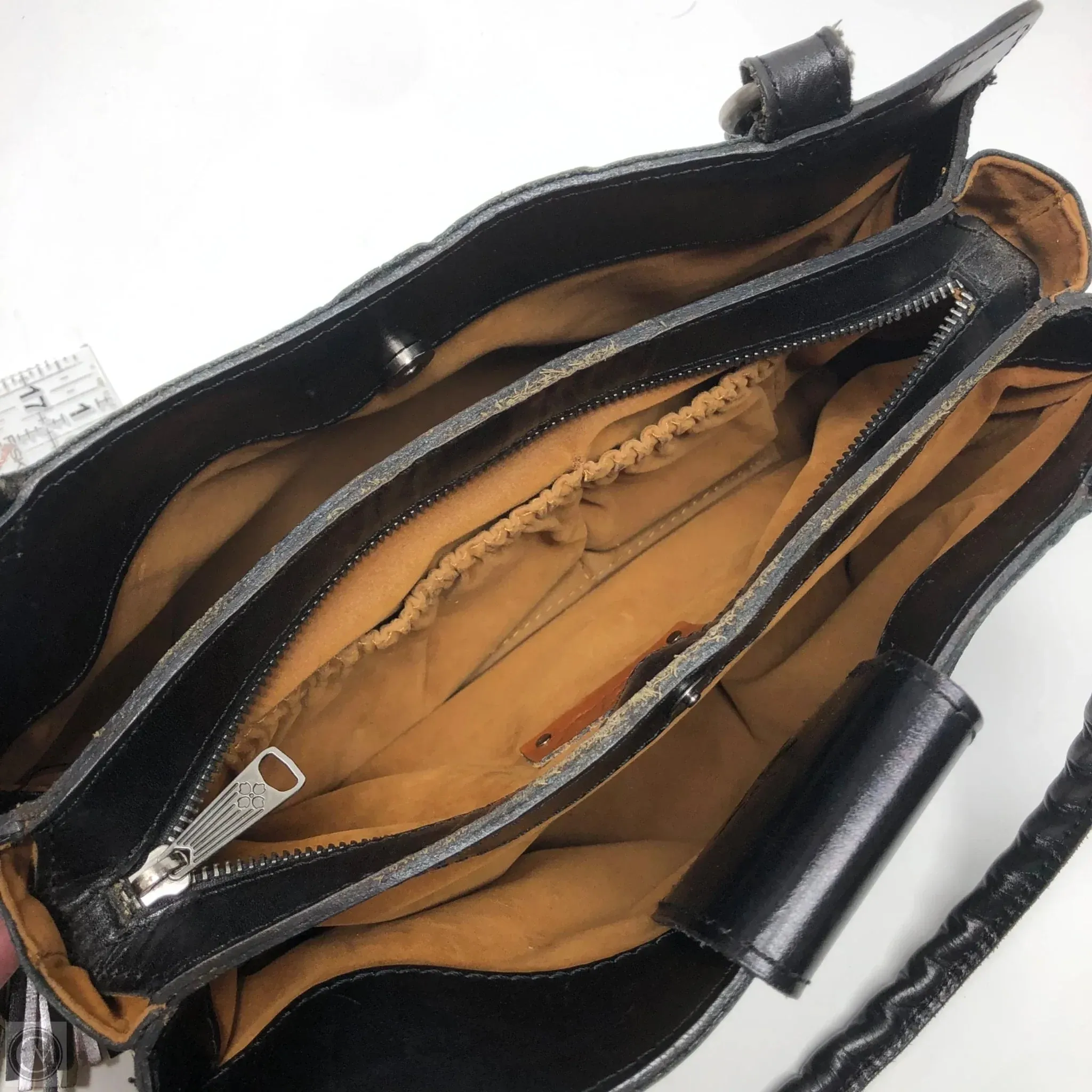 Handbag Designer By Patricia Nash, Size: Medium