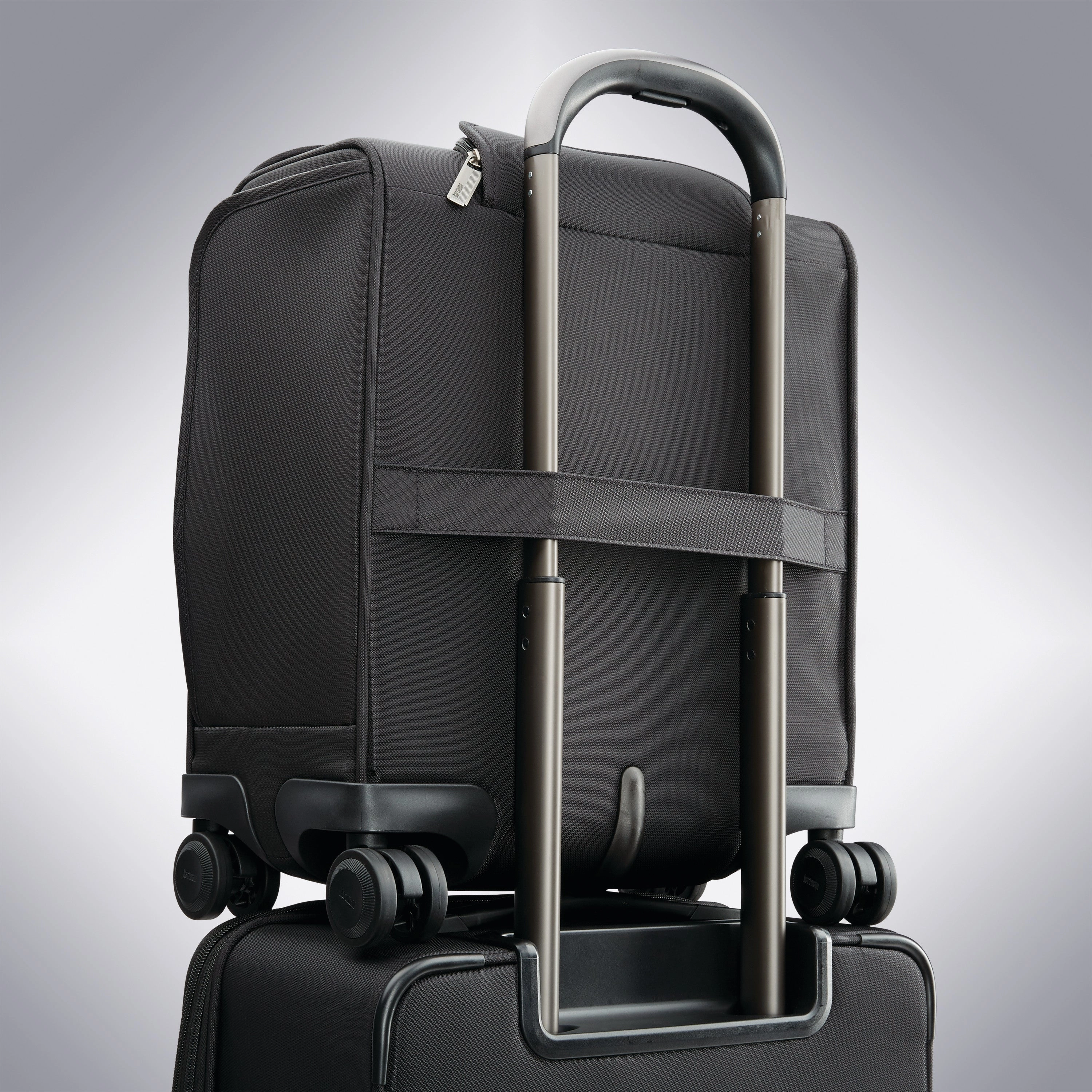 Hartmann Metropolitan 2 Underseat Carry On Spinner