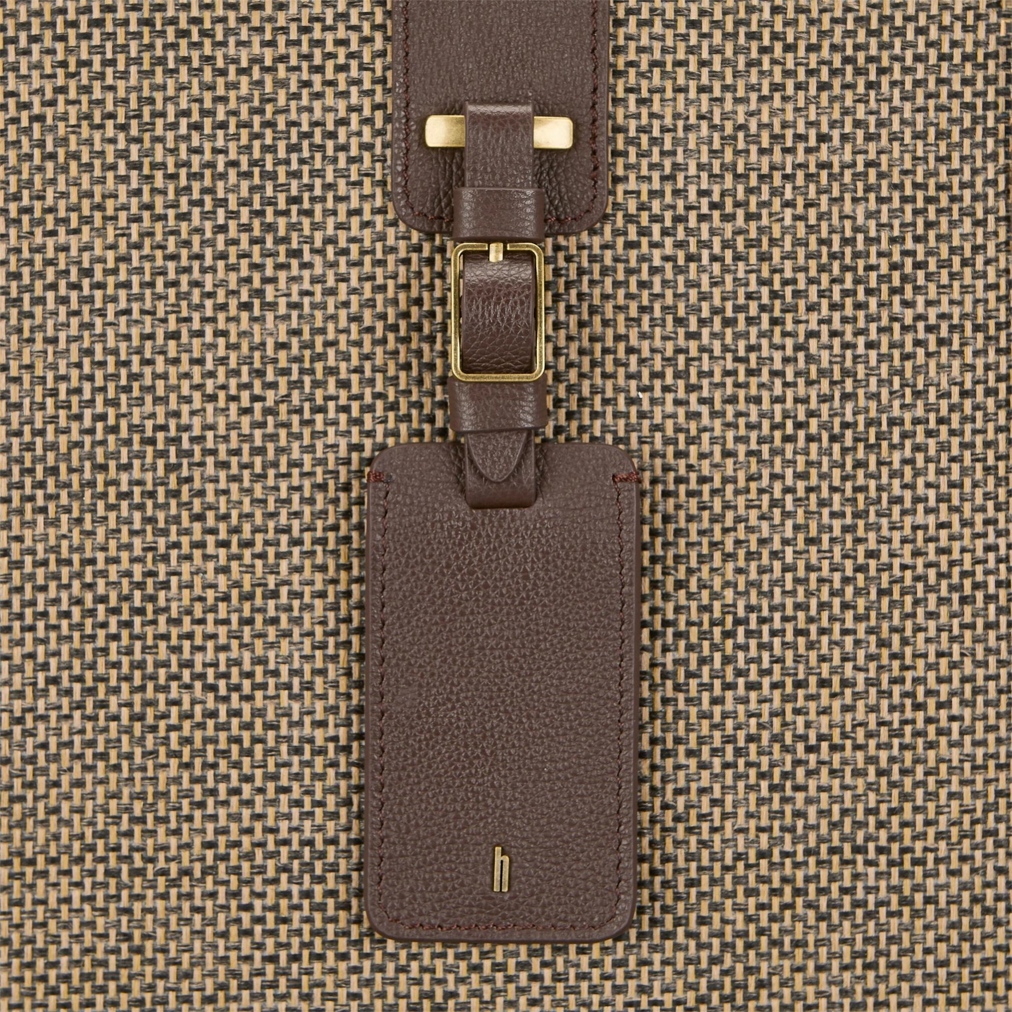 Hartmann Tweed Global Carry-On (22x14x9 in)