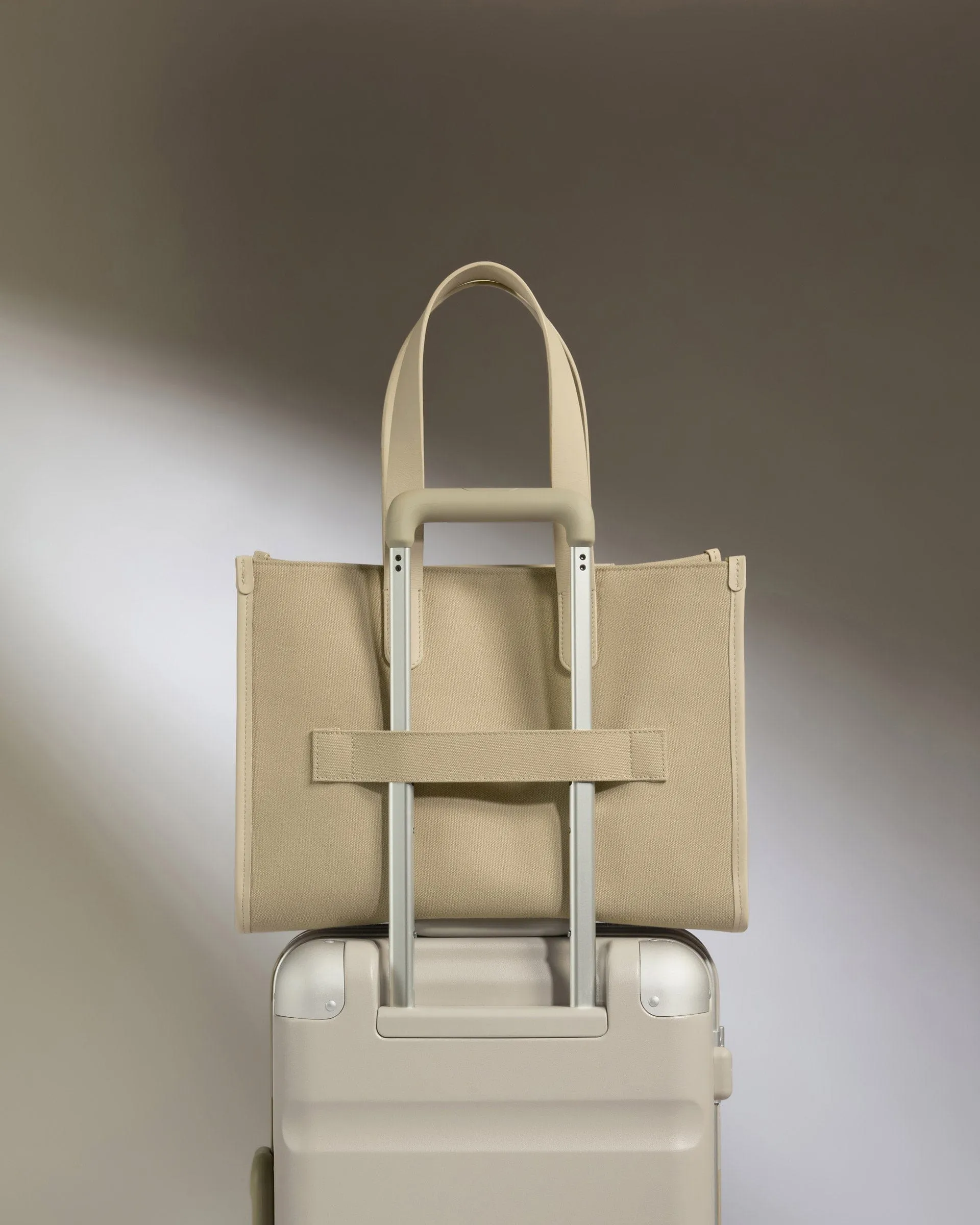 Heritage Tote Bag in Sandstone
