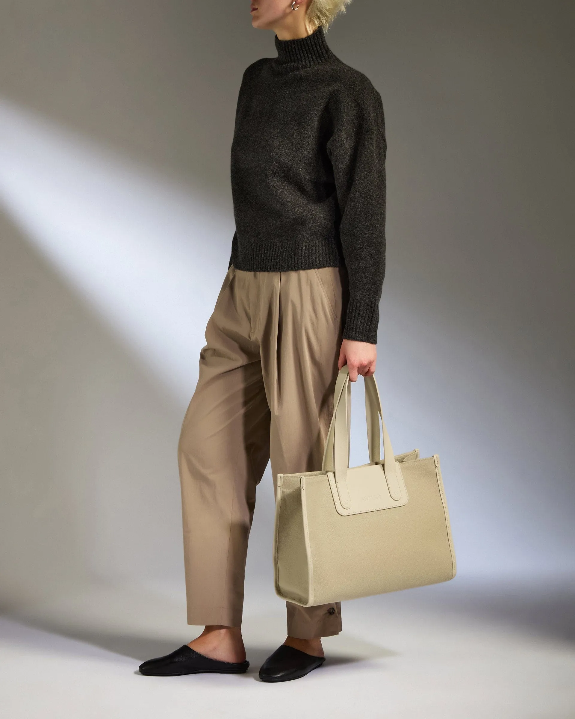 Heritage Tote Bag in Sandstone