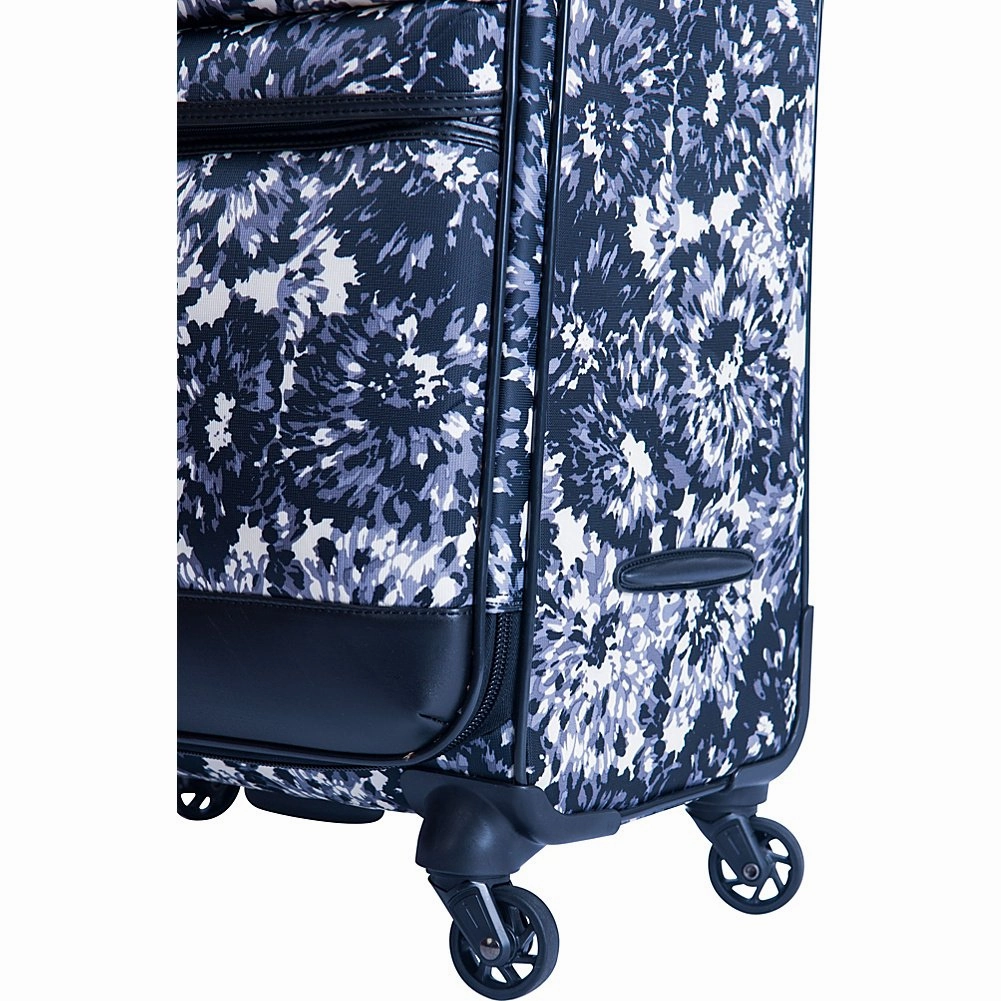 Isaac Mizrahi Boldon 26" Medium Spinner Check-In Suitcase