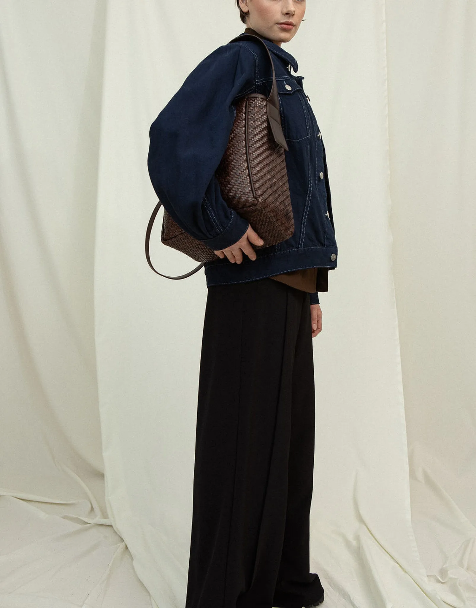 IWA Umber Shoulder bag