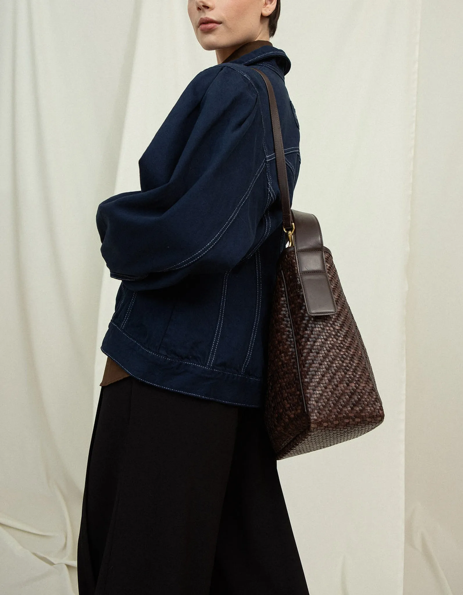 IWA Umber Shoulder bag