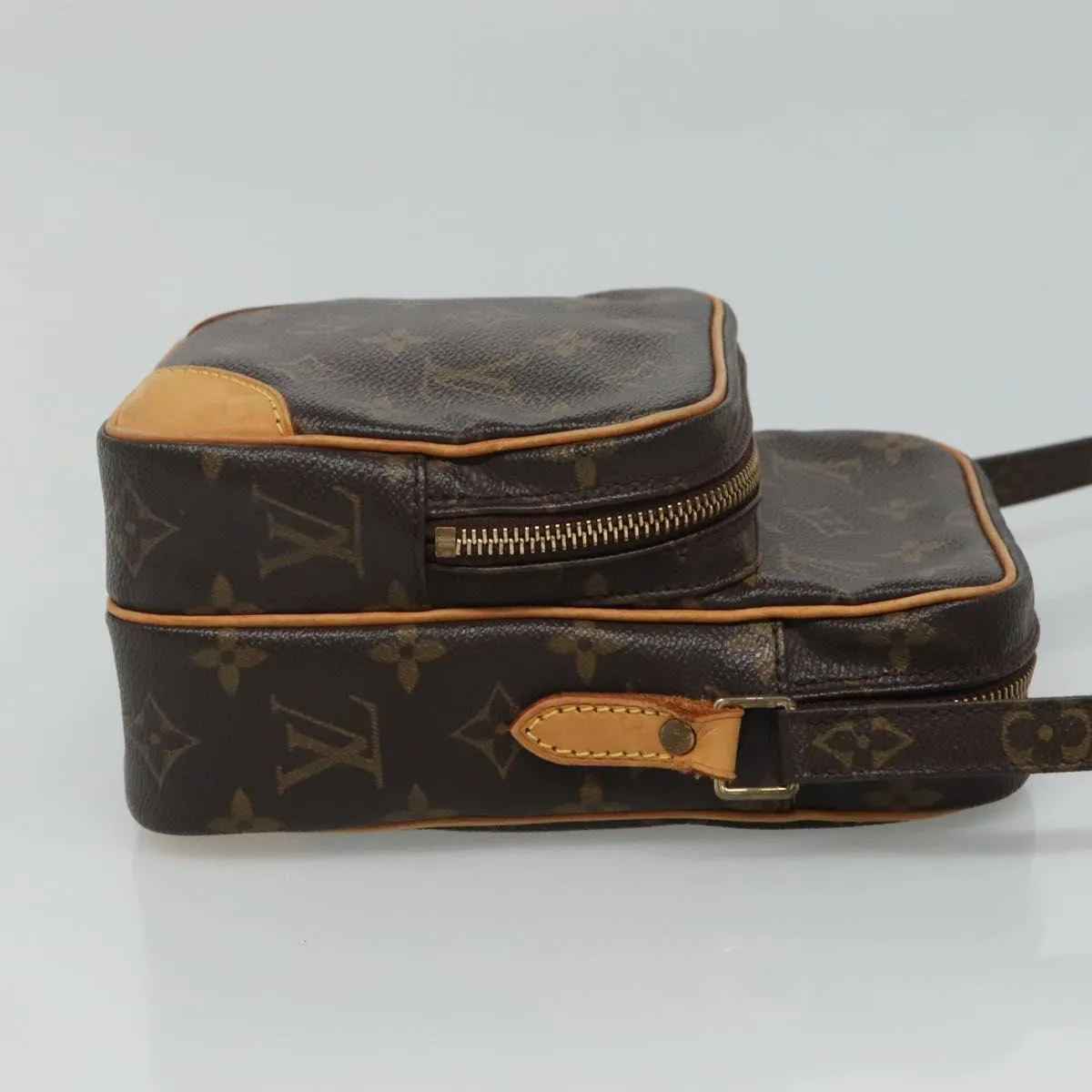 Louis Vuitton Amazon Canvas Shoulder Bag (Pre-Owned)