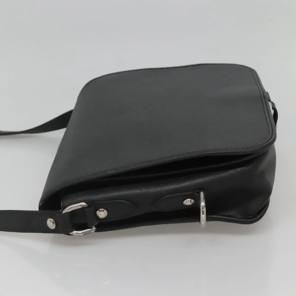 Louis Vuitton Andrei Leather Shoulder Bag (Pre-Owned)